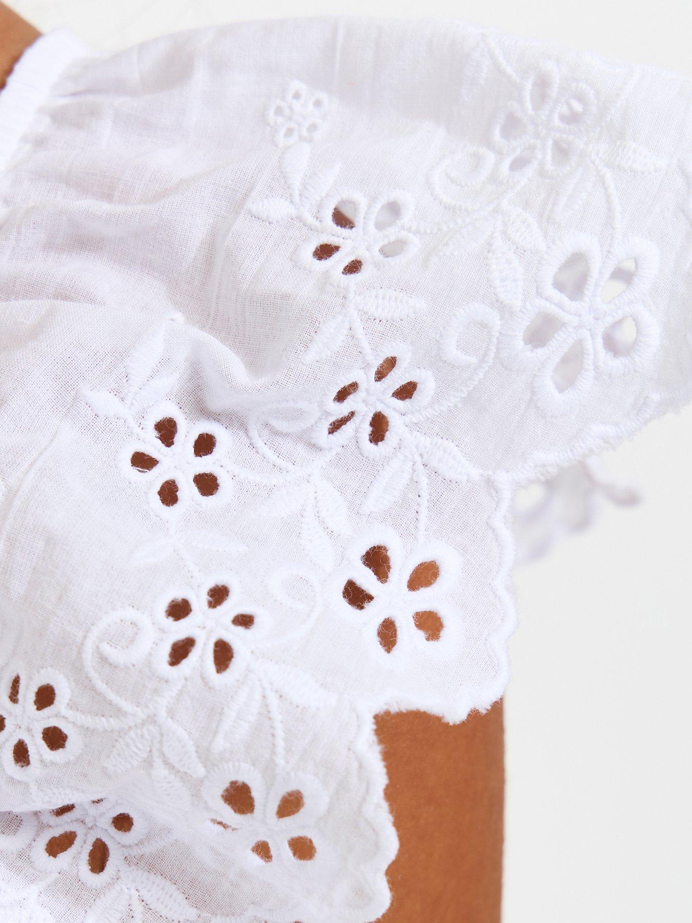 Image 5 of 5 of New Look Ribbed Jersey Broderie Sleeve Vest Top - White
