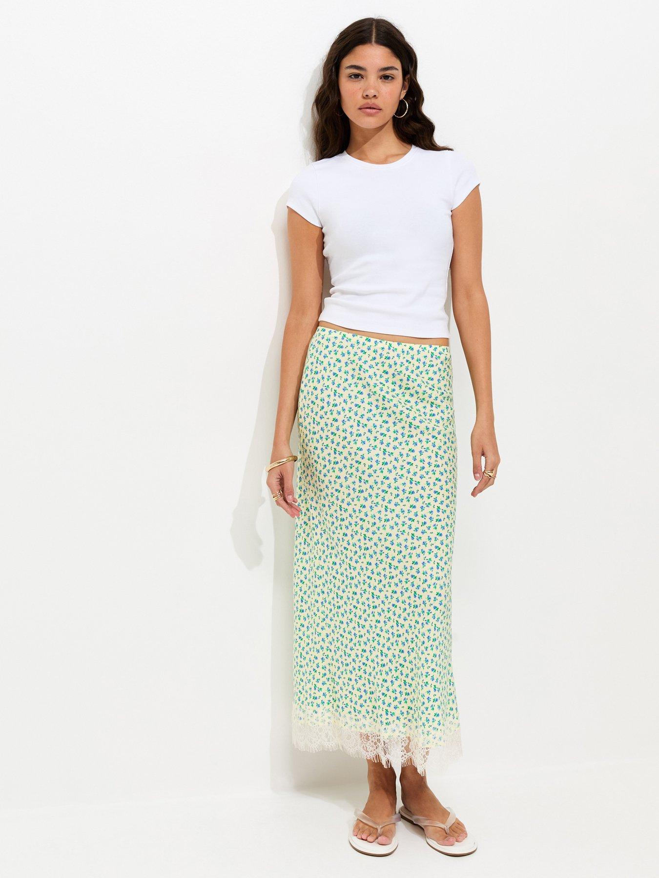 Image 3 of 5 of New Look Ditsy Floral Bias Cut Midi Skirt - Yellow