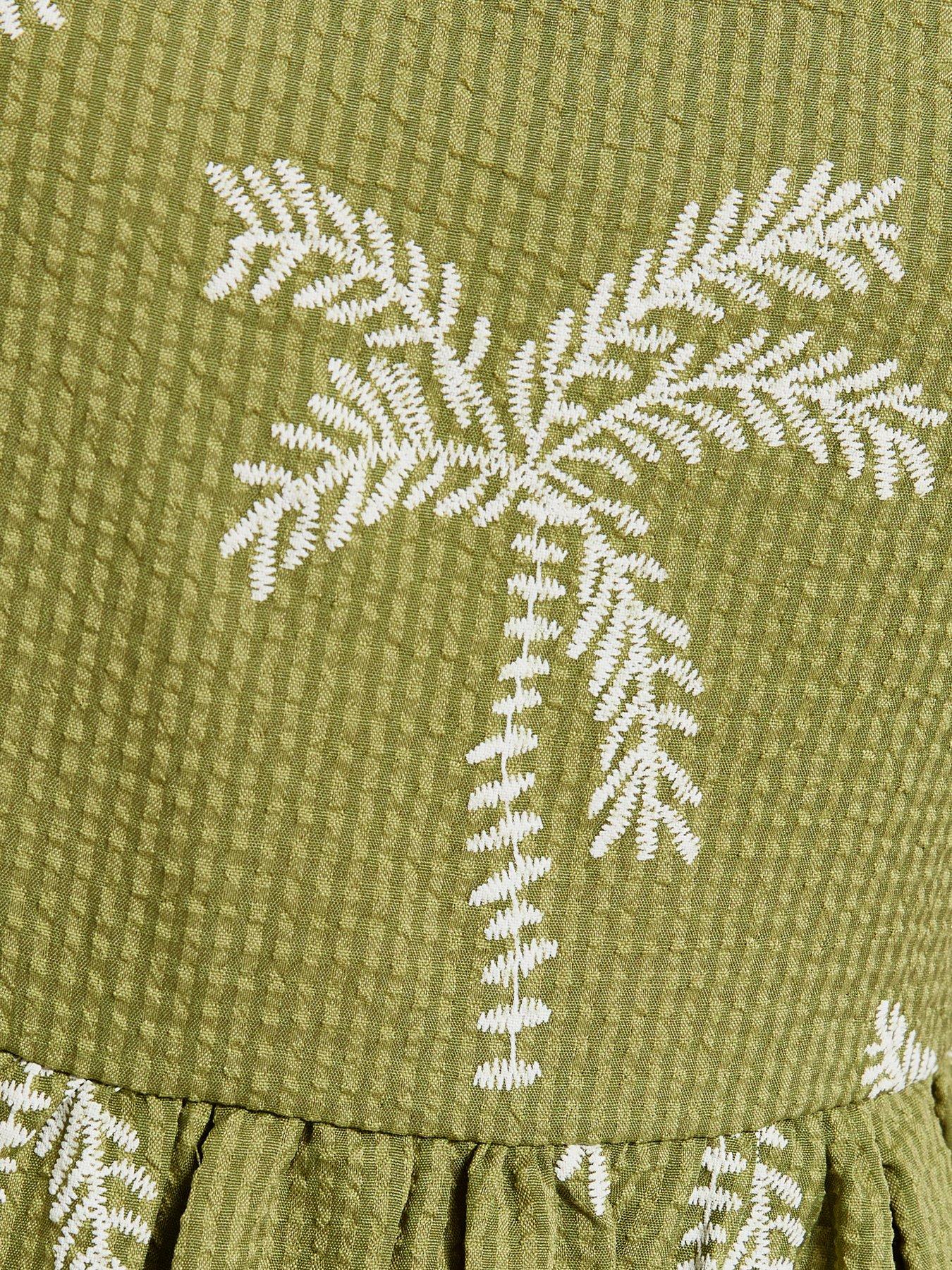 Image 5 of 5 of New Look Embroidered Palm Tree Puff Sleeve Midi Dress - Green