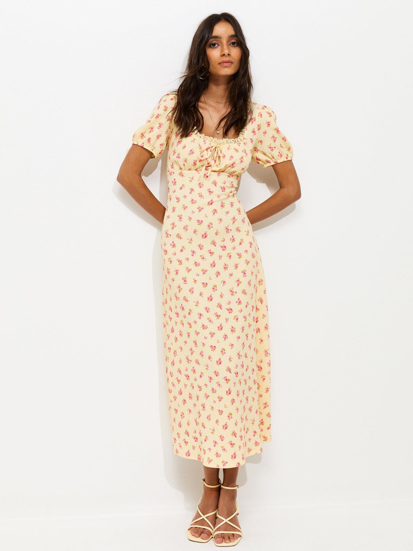 New Look Crinkle Texture Floral Print Milkmaid Midi Dress - Yellow