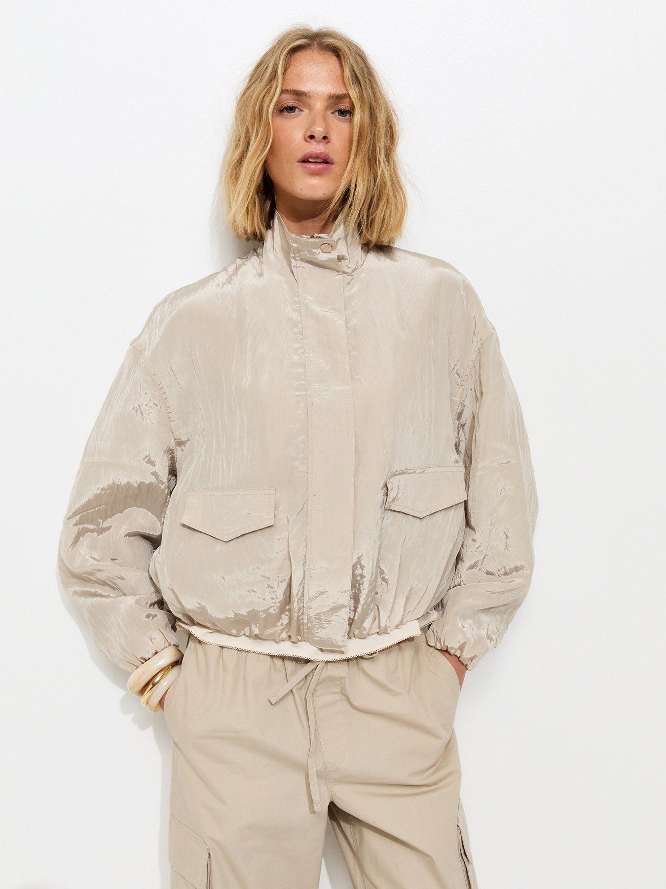 New Look Pocket Detail Bubble Hem Jacket - Cream