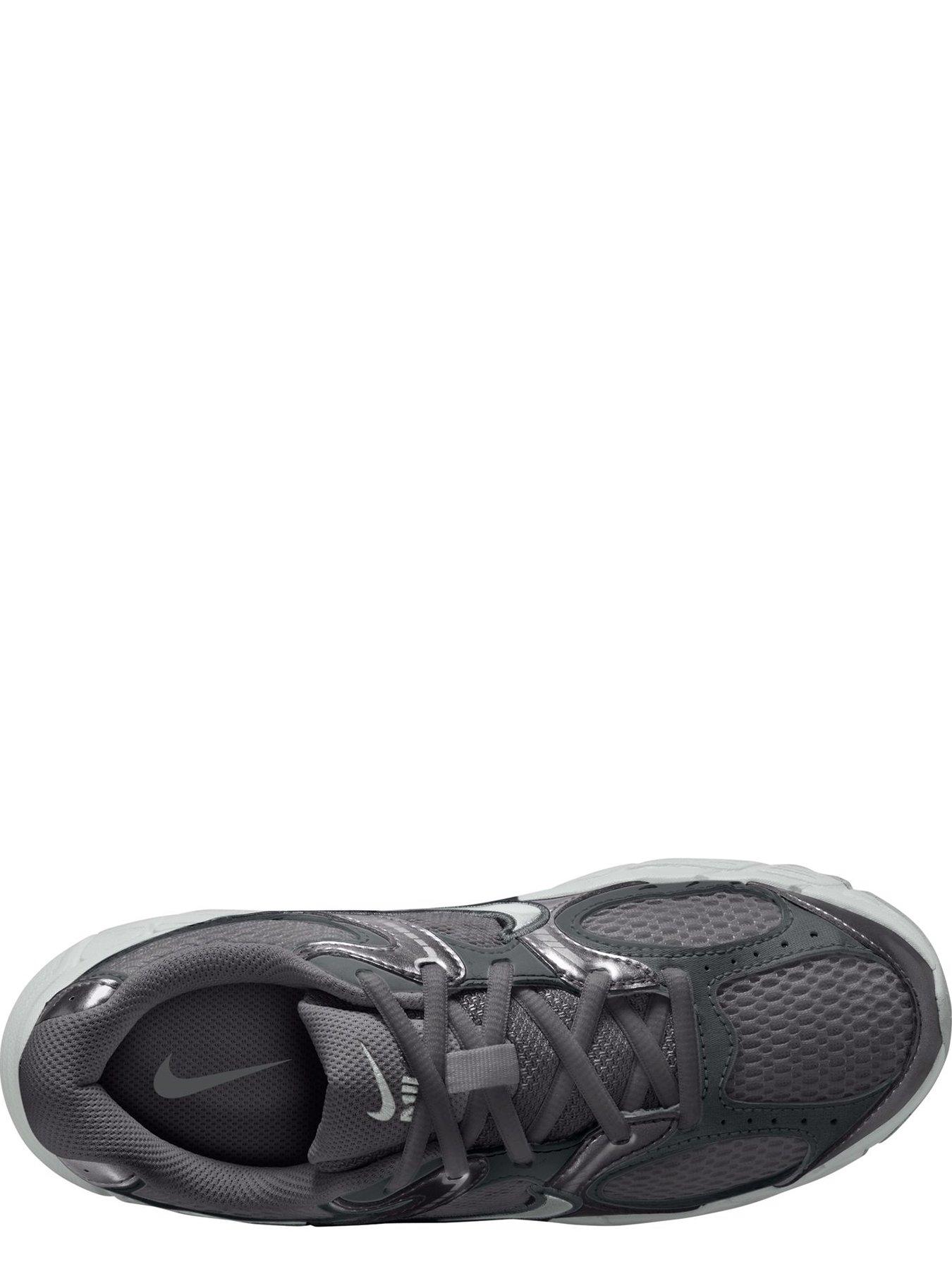 Image 2 of 4 of Nike Nike Big Kids' Shoes V5 RNR Trainers - Grey
