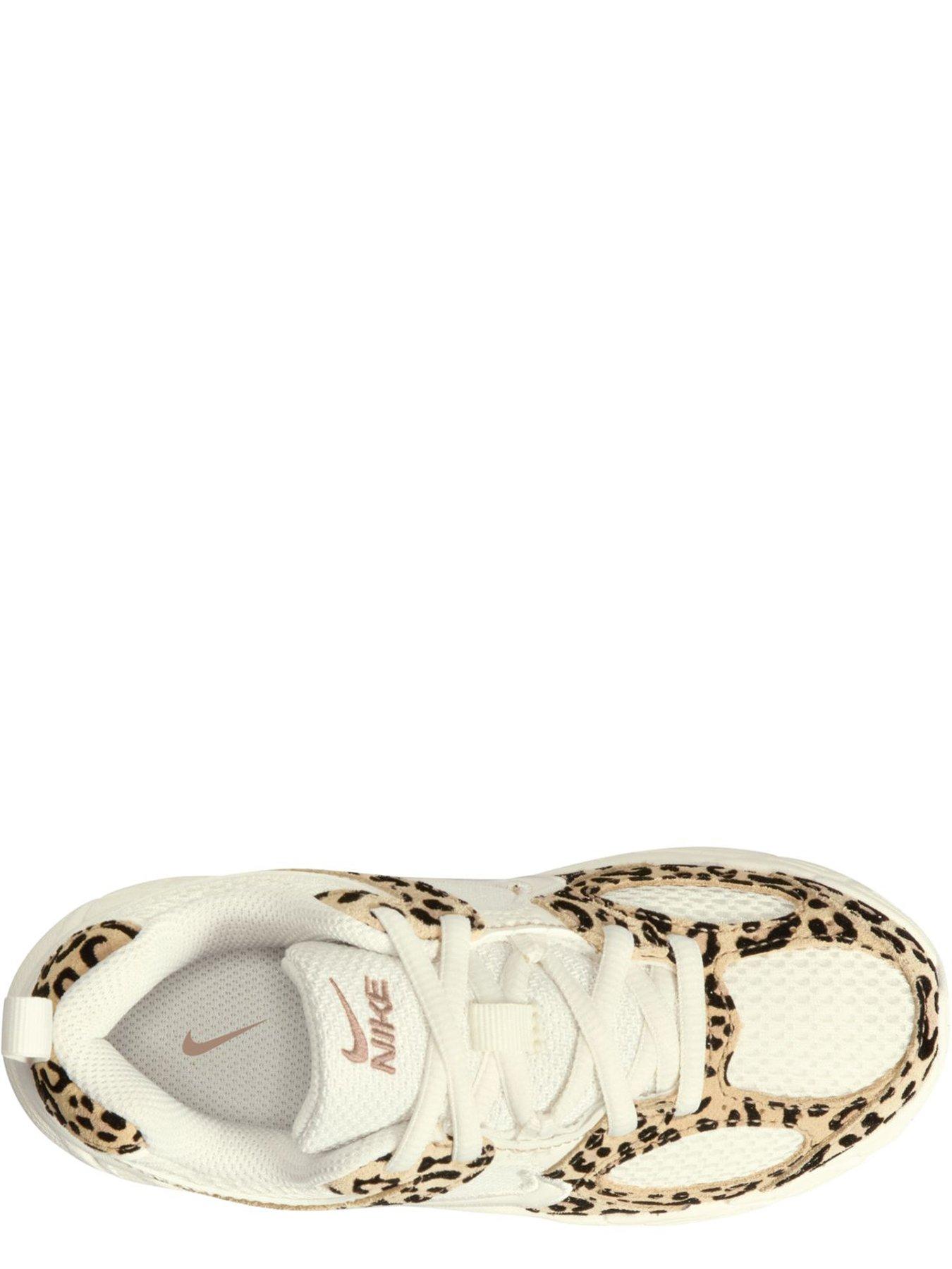 Image 2 of 4 of Nike Little Kids V5 Rnr Trainers - Cream/leopard