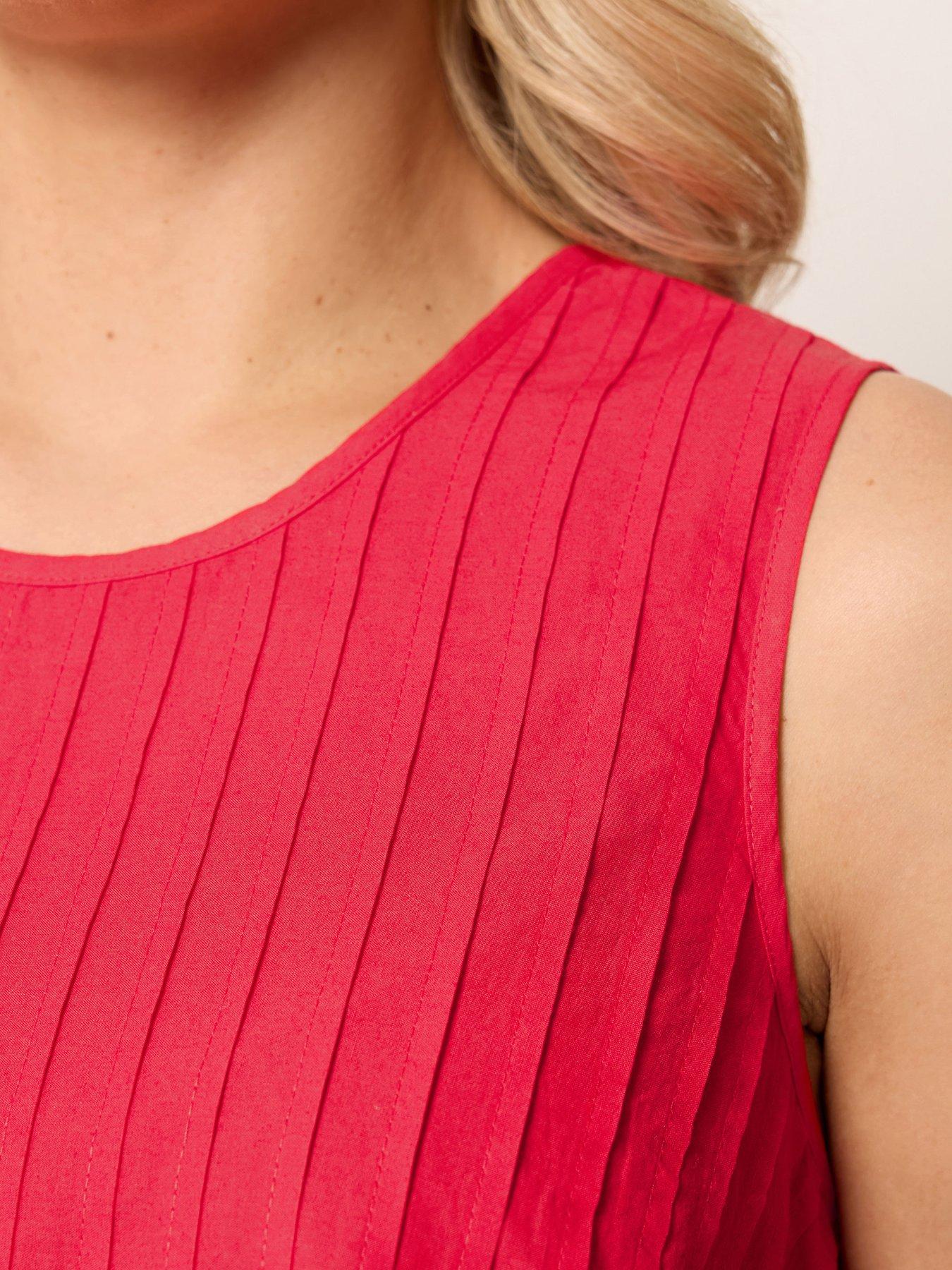 yours-curve-pleated-peplum-top-redoutfit