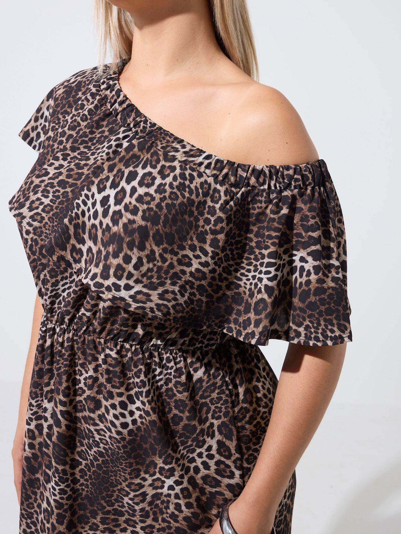 Image 4 of 4 of Yours Curve Leopard Frill Dress - Brown