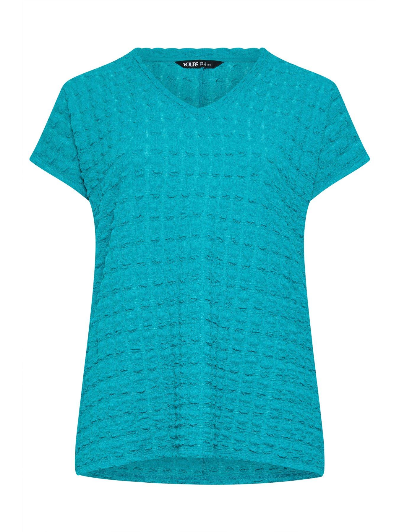 yours-curve-bubble-textured-t-shirtdetail