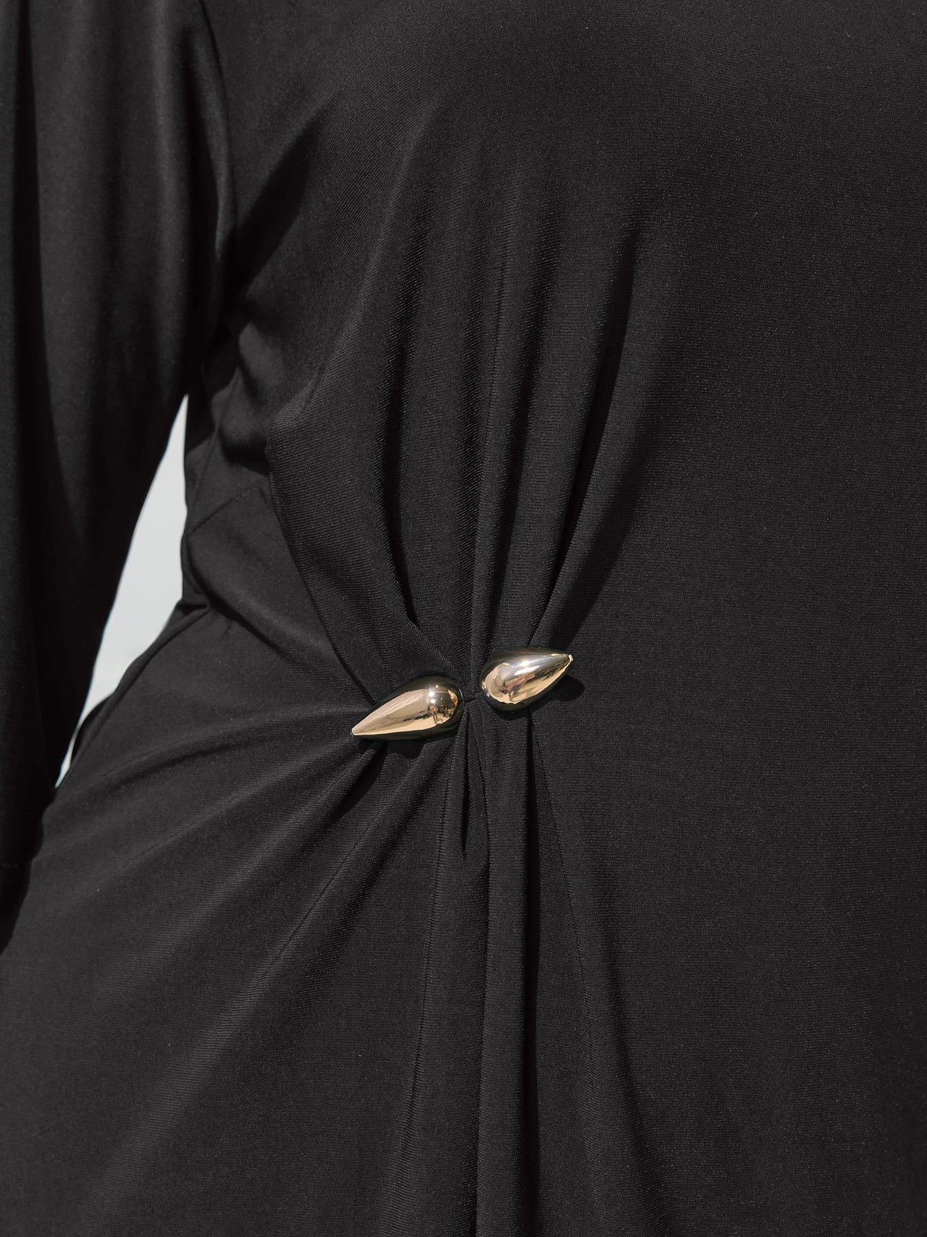 Image 4 of 5 of Yours Curve Buckle Top - Black