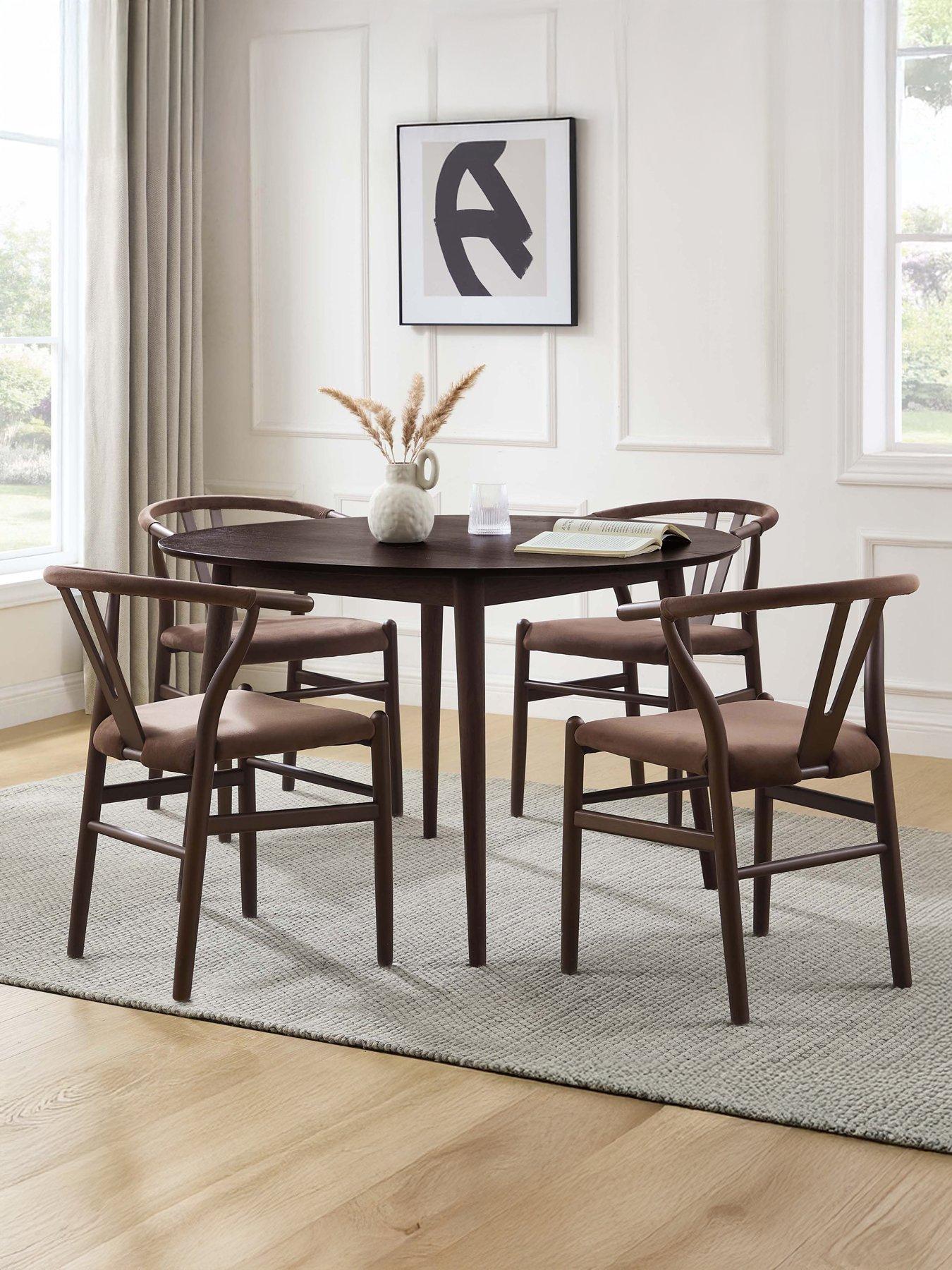 Dusk Heidi Solid Oak 4-6 Seater Round Dining Table - Walnut
