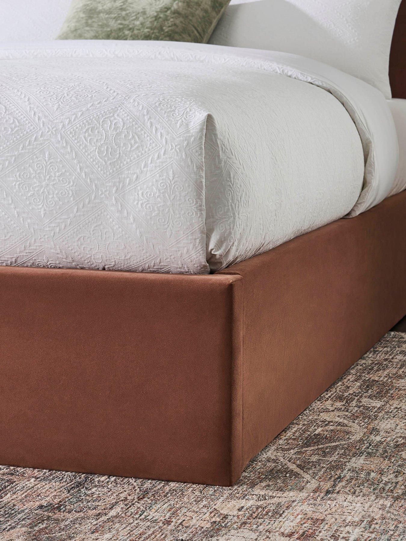 Image 5 of 7 of Dusk Wiltshire Mauve Ottoman Storage Bed