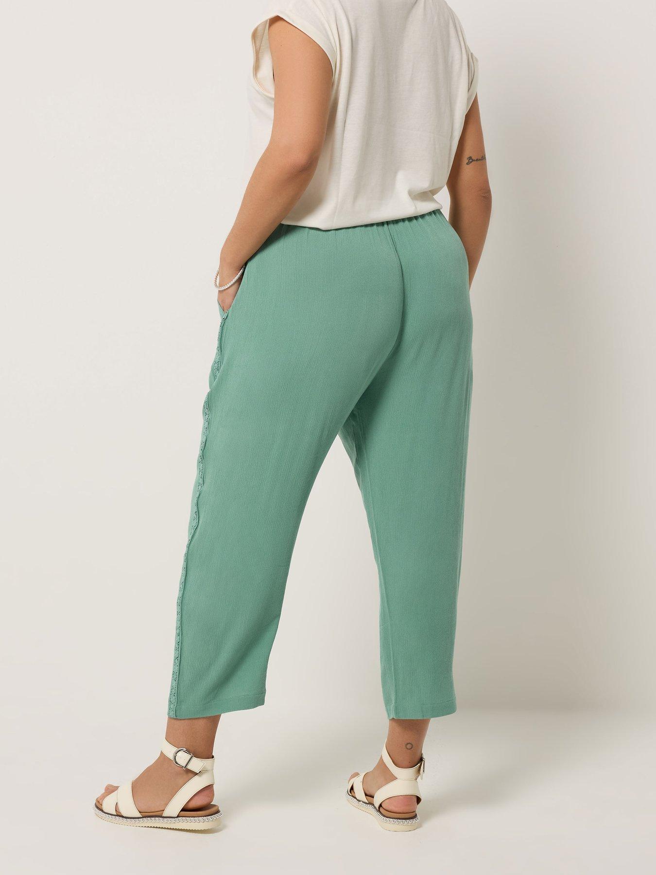 Image 2 of 5 of Yours Curve Abstract Floral Cropped Trousers