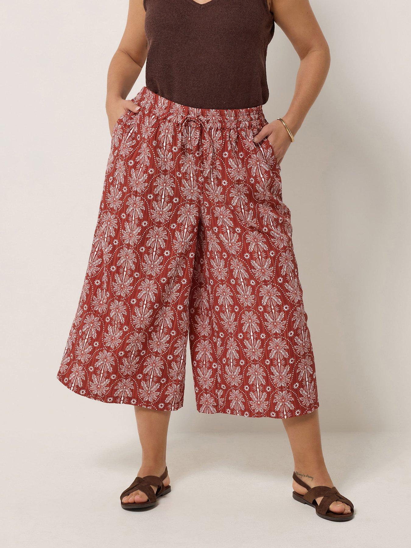 Yours Curve Textured Woven Short