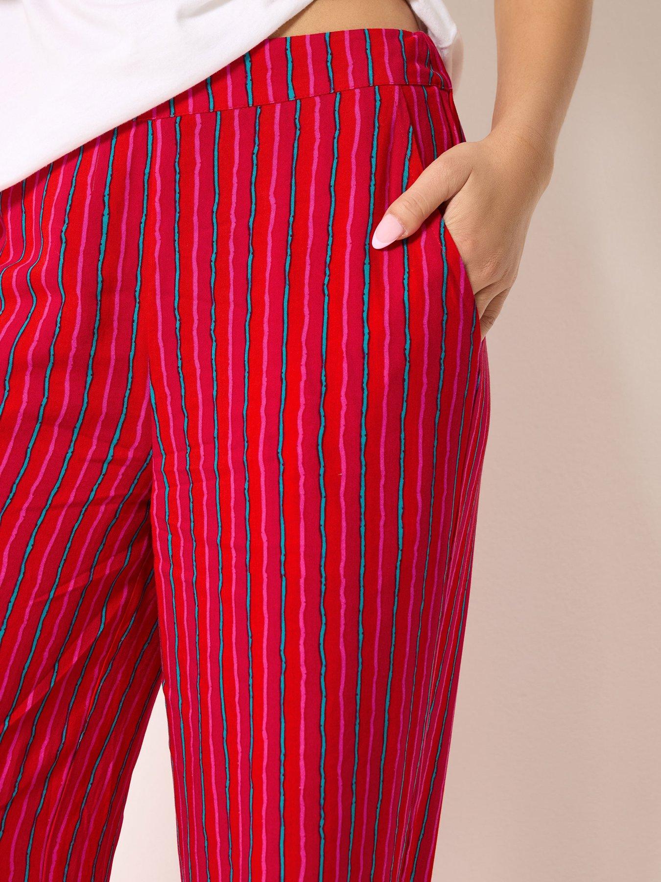 Image 5 of 6 of PixieGirl Petite Cheesecloth Balloon Trousers - Pink