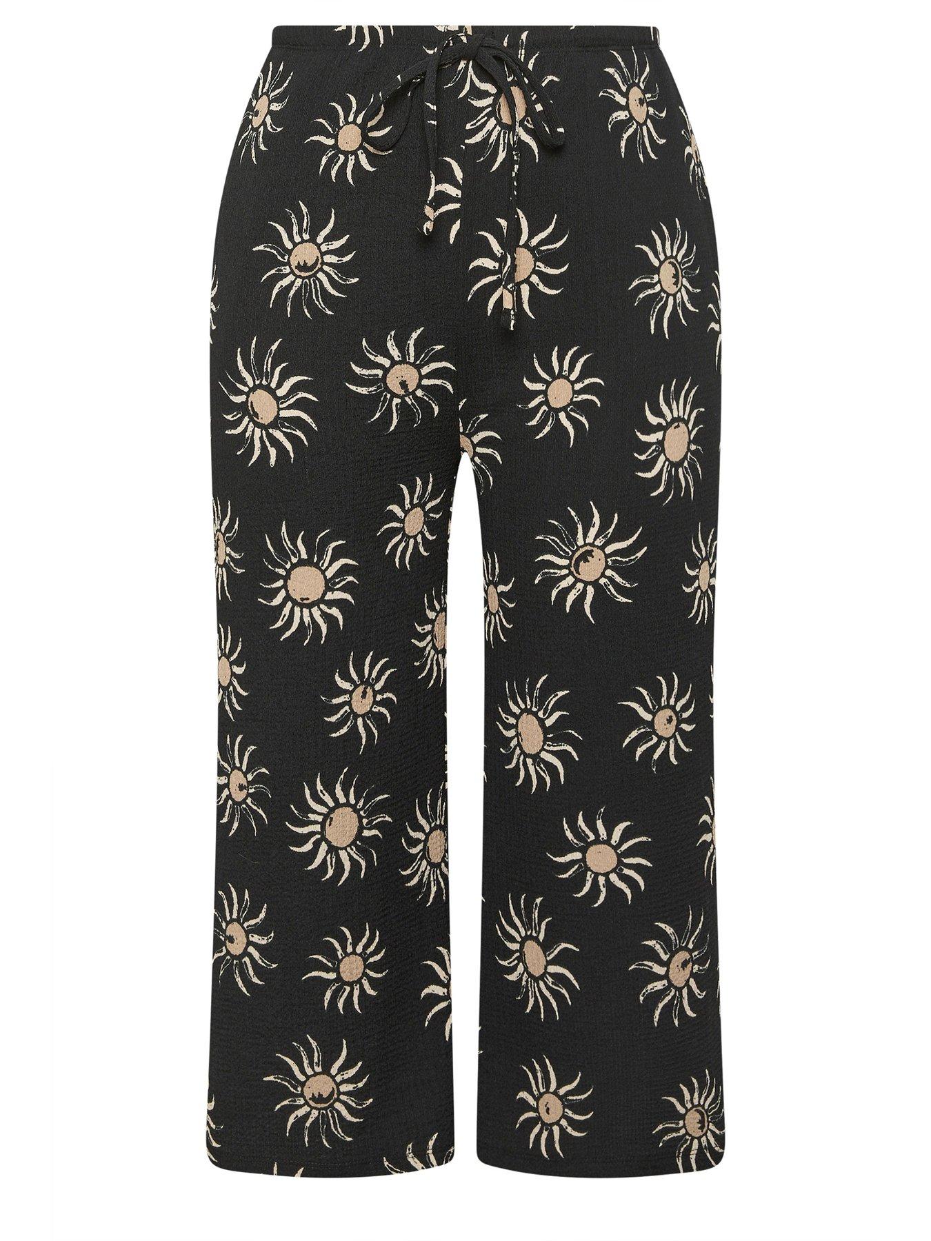 yours-curve-pull-on-spor-print-jersey-shortsdetail