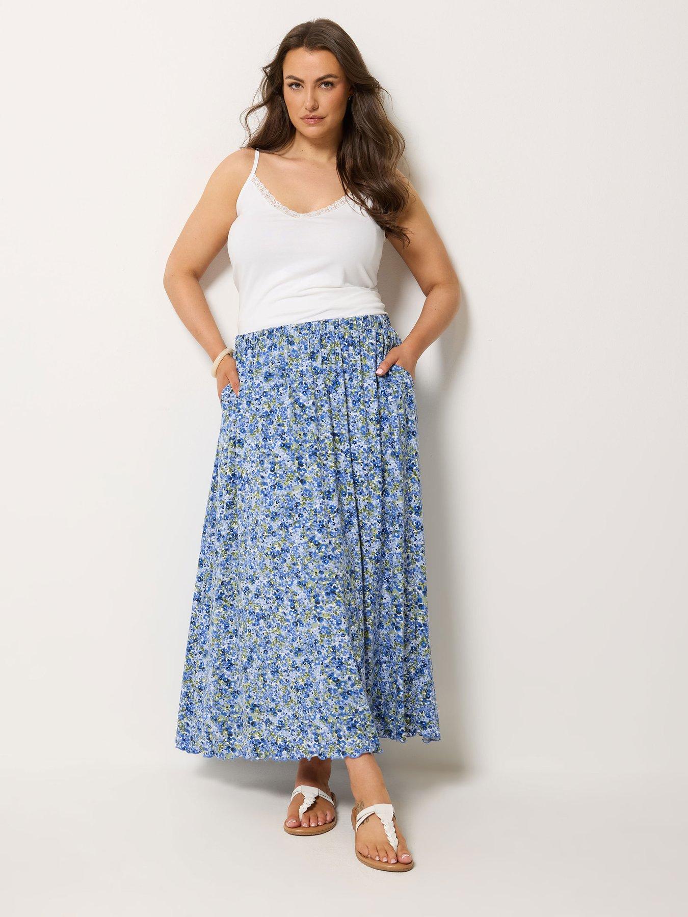 Image 3 of 4 of Yours Curve Ditsy Print Gathered Skirt - Blue