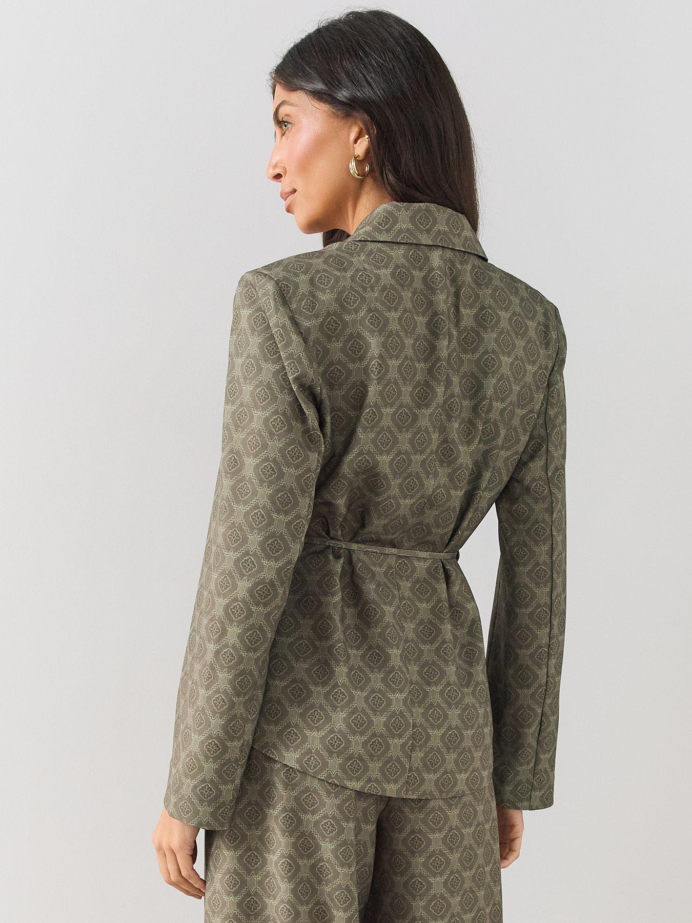 Image 2 of 7 of The Very Collection Women's Printed Long Sleeve Co-Ord Jacket - Print