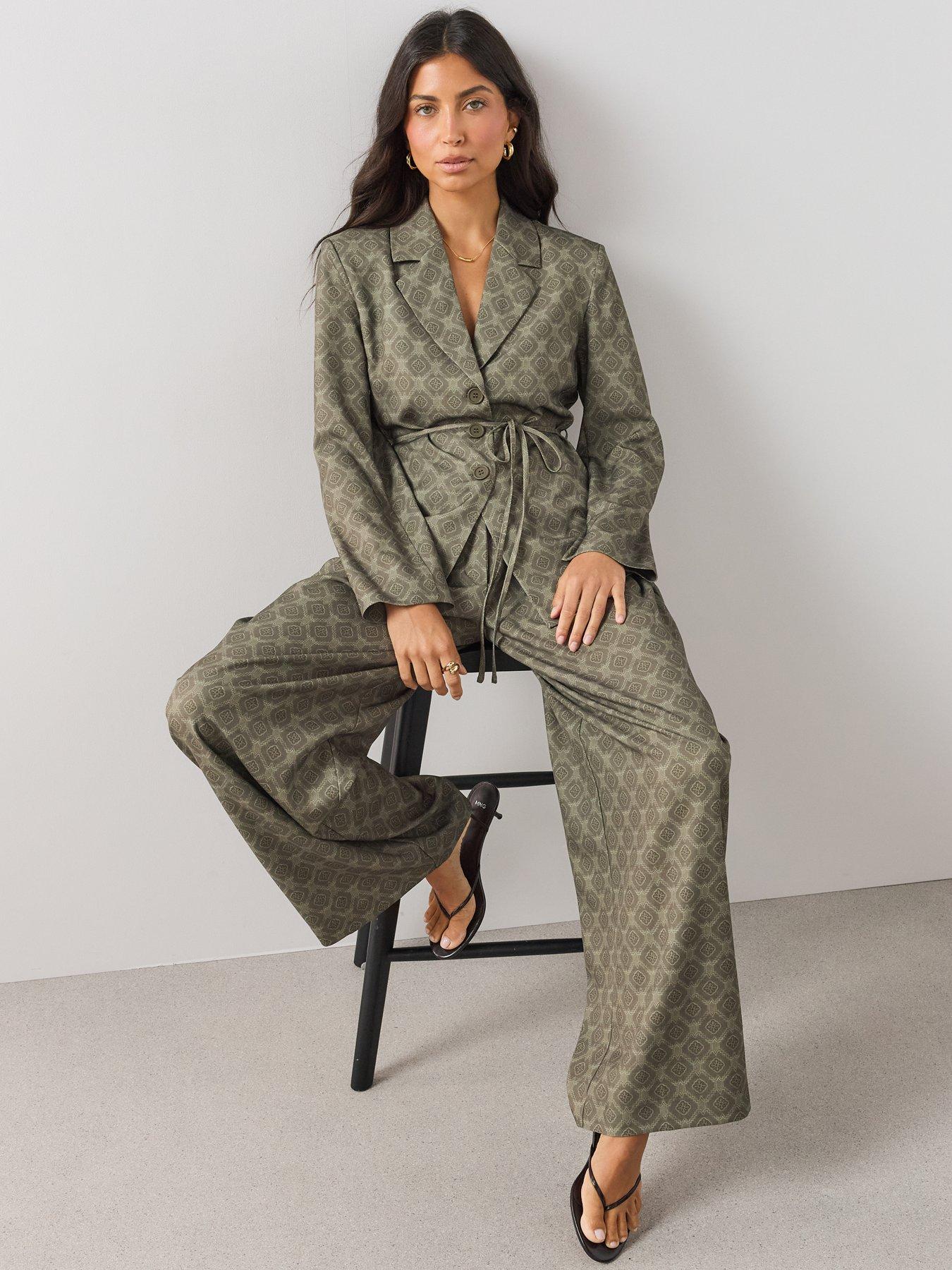 Image 4 of 7 of The Very Collection Women's Printed Long Sleeve Co-Ord Jacket - Print