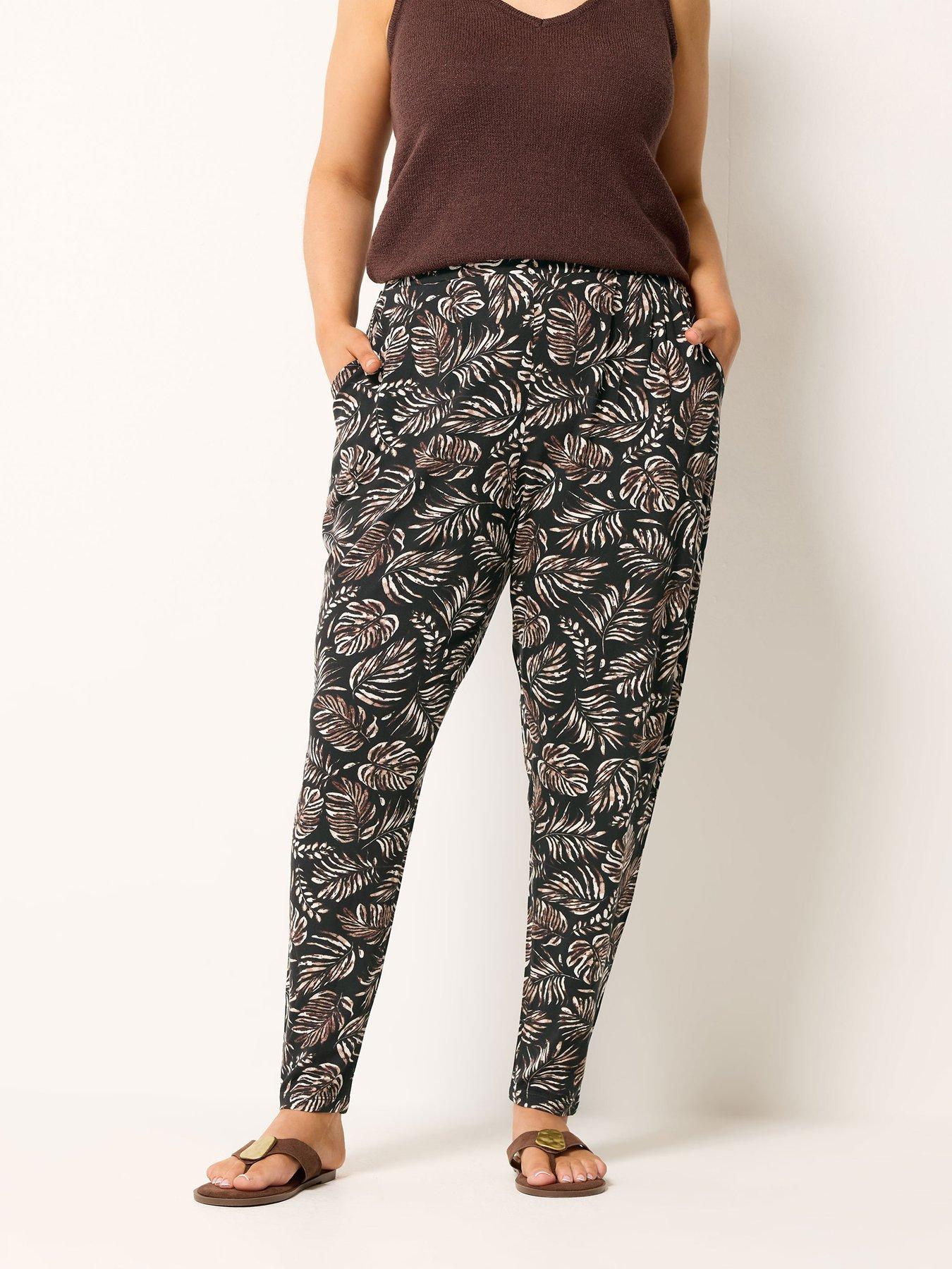 Yours Curve Harem Leopard Print Trousers Regular - Black