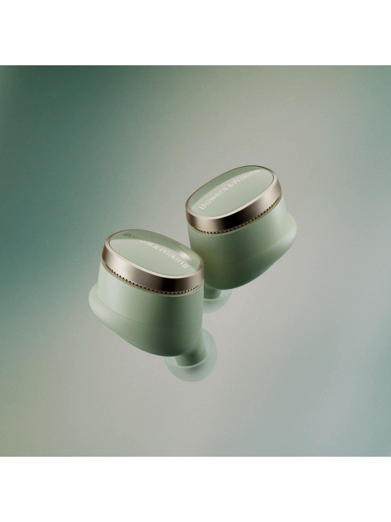 Image 4 of 7 of Bowers & Wilkins Pi8 true wireless headphones