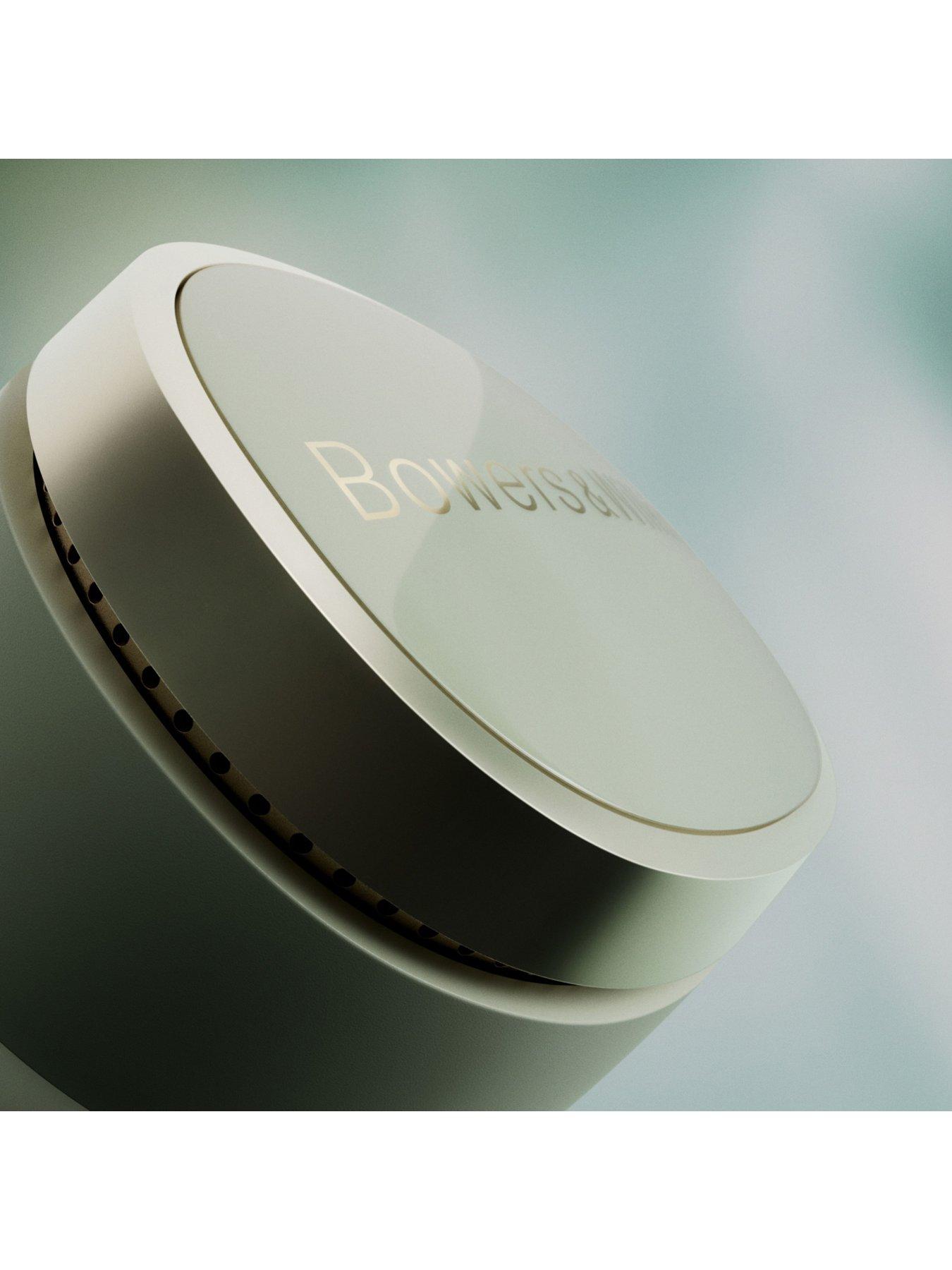 Image 6 of 7 of Bowers & Wilkins Pi8 true wireless headphones