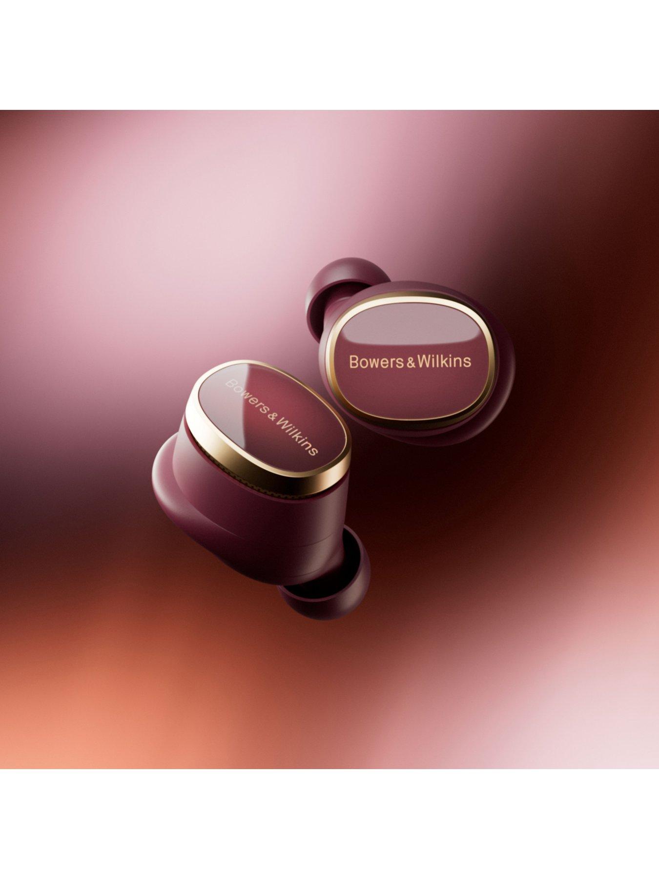 Image 5 of 7 of Bowers & Wilkins Pi8 True Wireless headphones