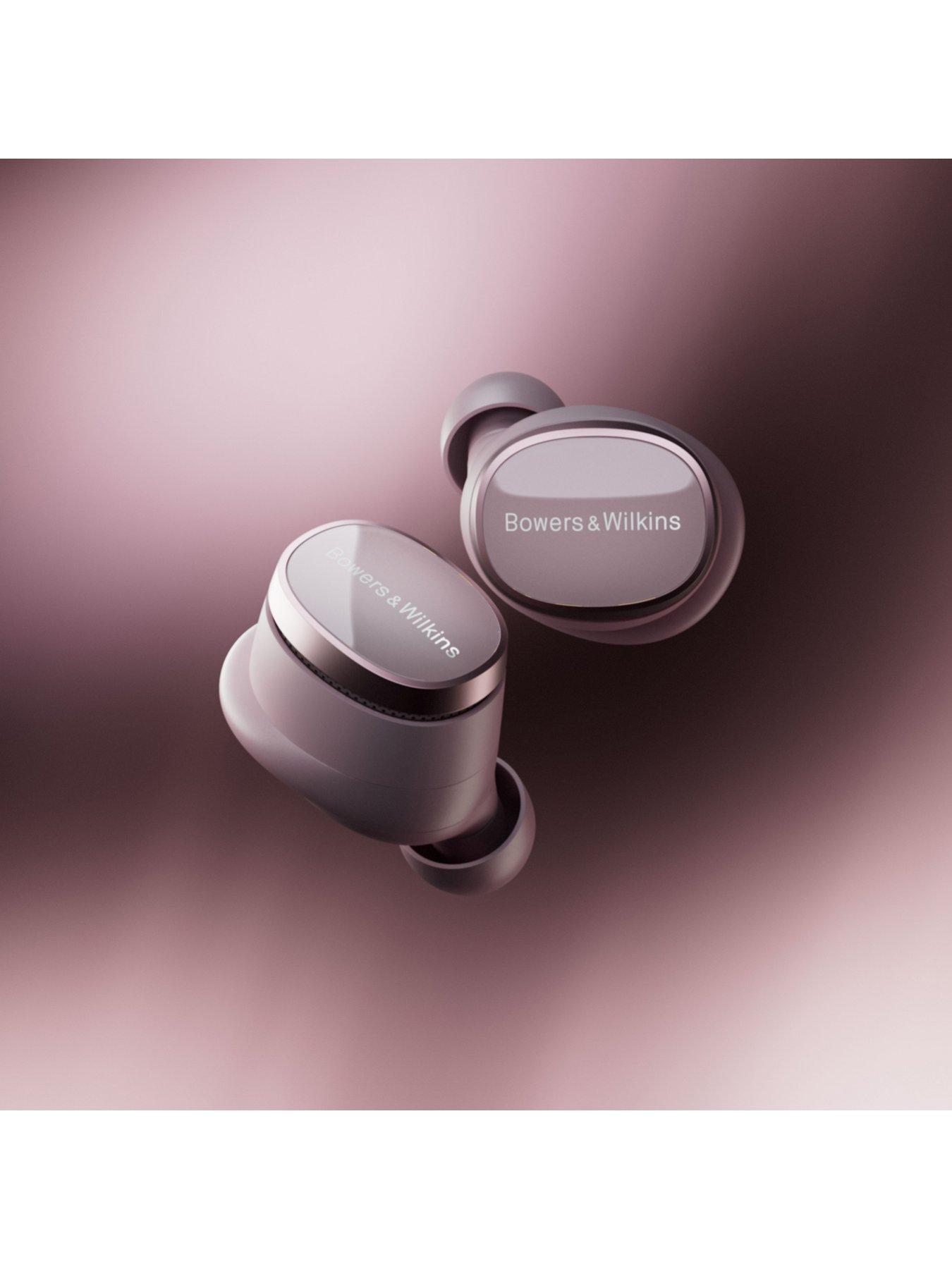 Image 5 of 7 of Bowers & Wilkins Pi8 True Wireless headphones