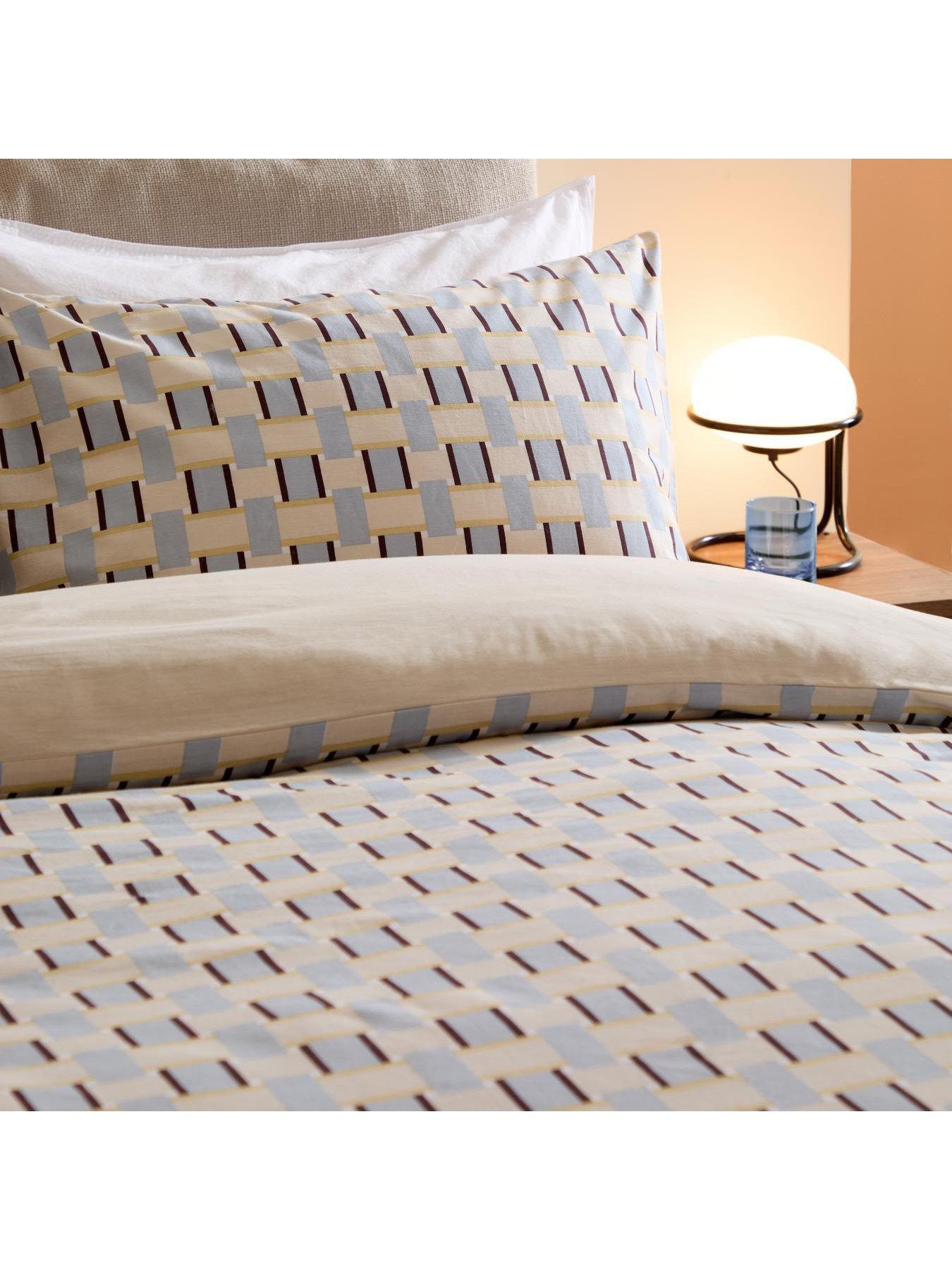 Image 3 of 3 of Made Finnur Double Duvet Set Blue
