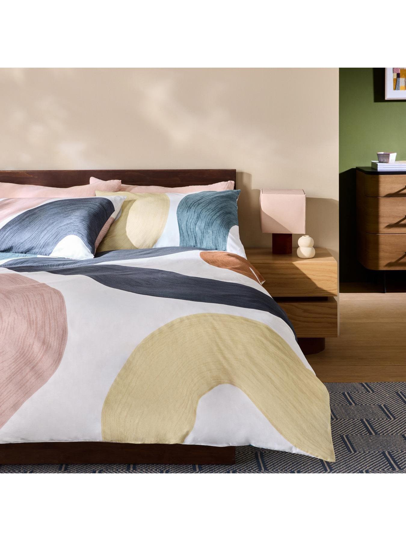 Image 1 of 3 of Made Rala Super King Duvet Set Multi