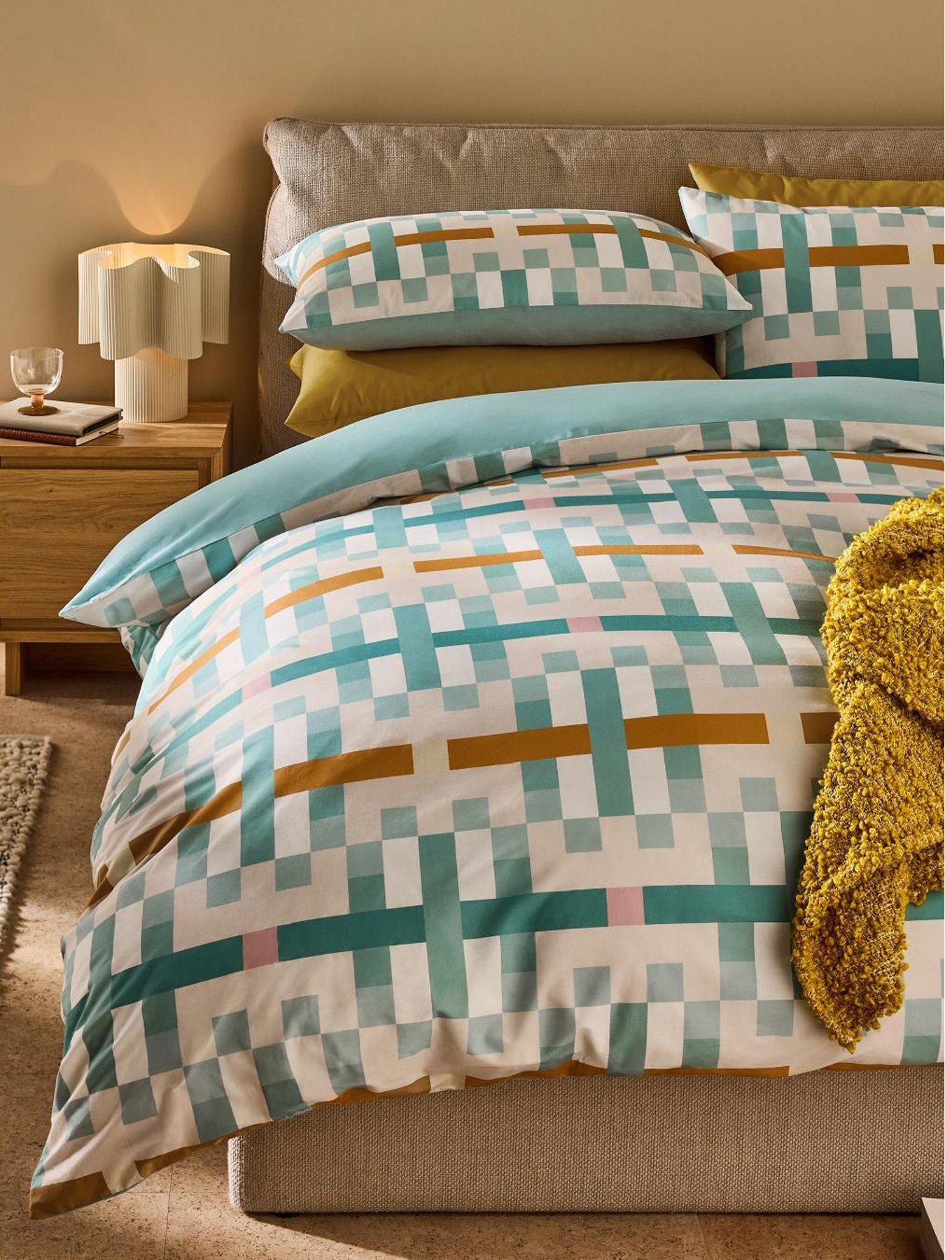 Image 1 of 3 of Made Carys Super King Duvet Set Green
