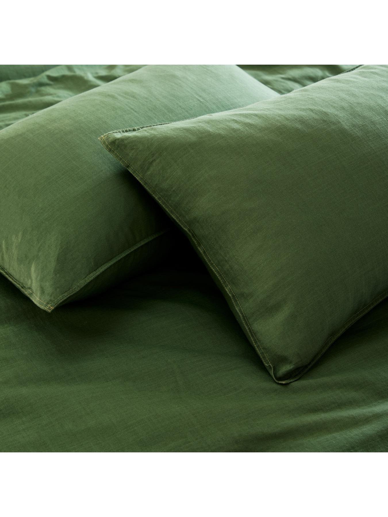 made-textured-cotton-duvet-set-dark-greenback