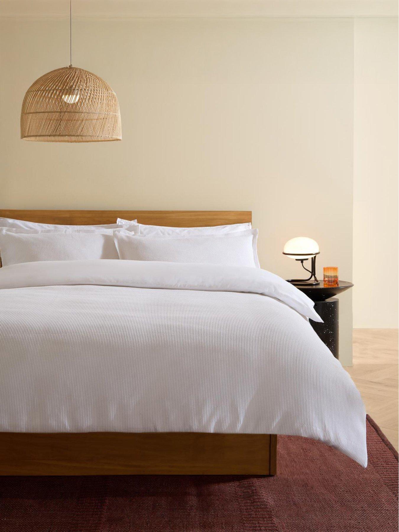Made Cosy Waffle Single Duvet Set White