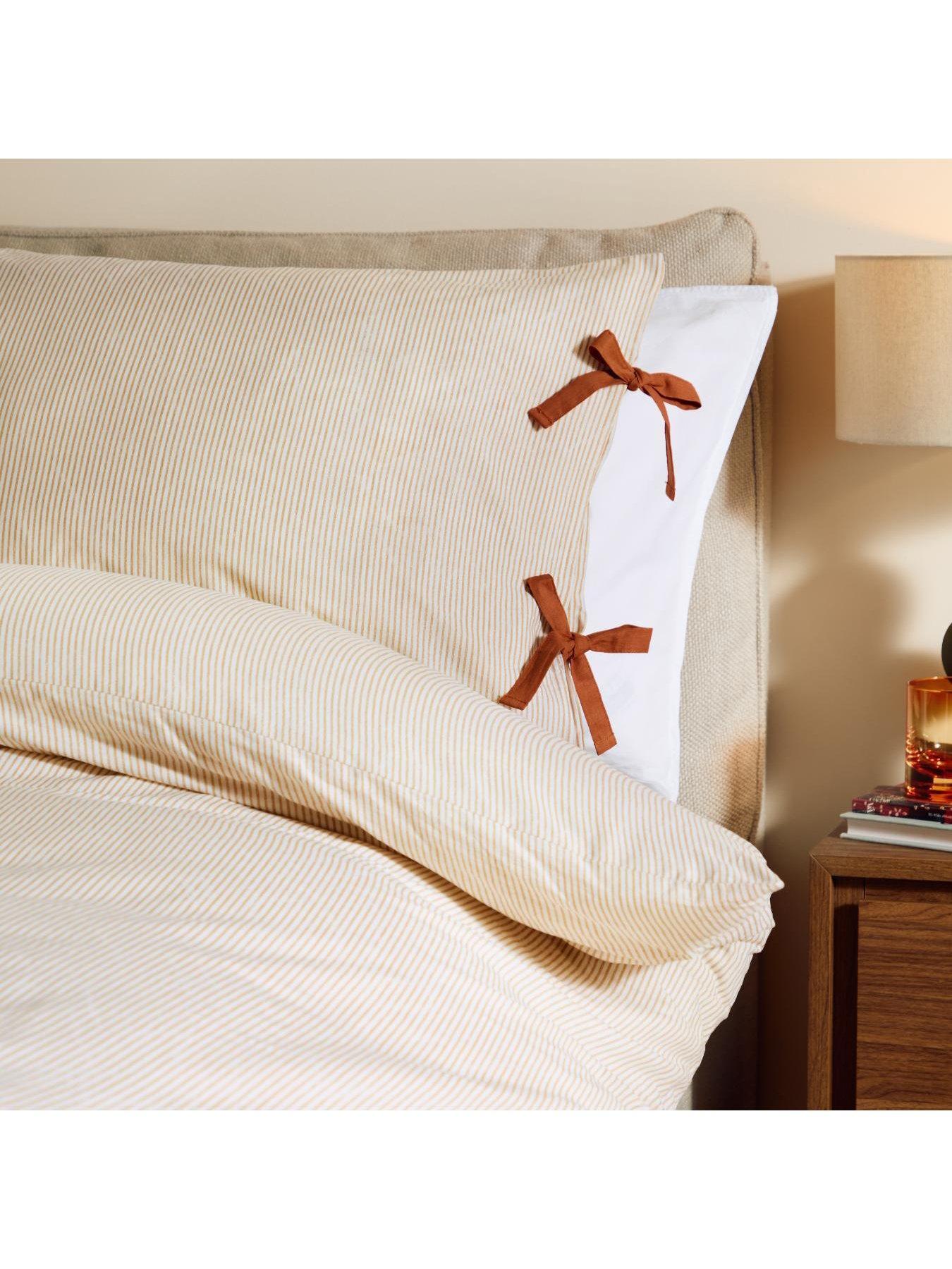 Image 3 of 3 of Made Ansel Single Duvet Set Natural
