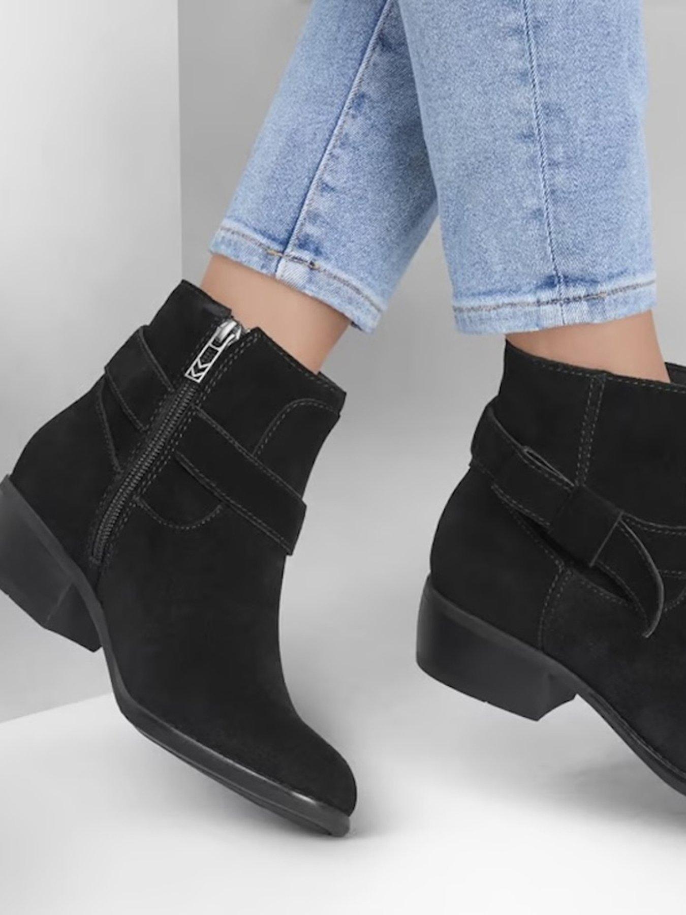 Image 5 of 6 of Skechers Texas Rodeo Night Chelsea Pull On Bootie W/ Memory Foam - Black Suded/gore