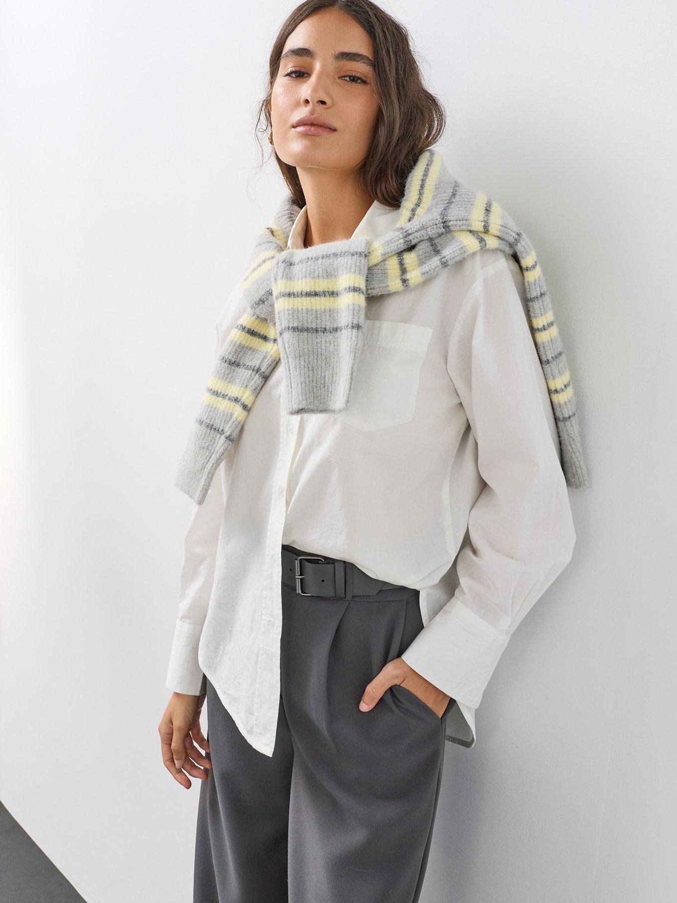 Image 6 of 7 of The Very Collection Buckle Waist Wide Leg Tailored Trousers - Grey