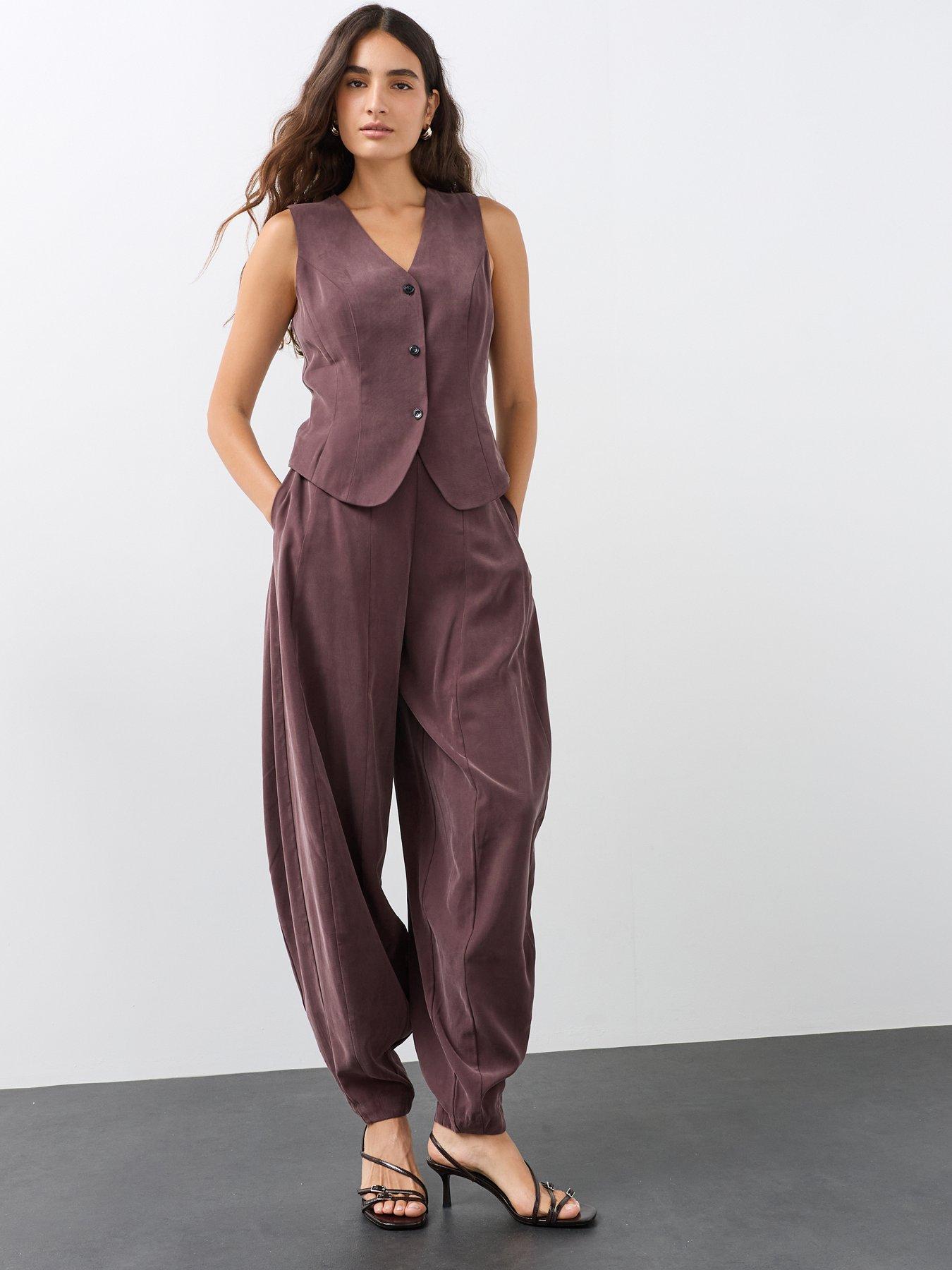 Image 3 of 7 of The Very Collection Women's Sleeveless Tailored Button Front Waistcoat - Brown