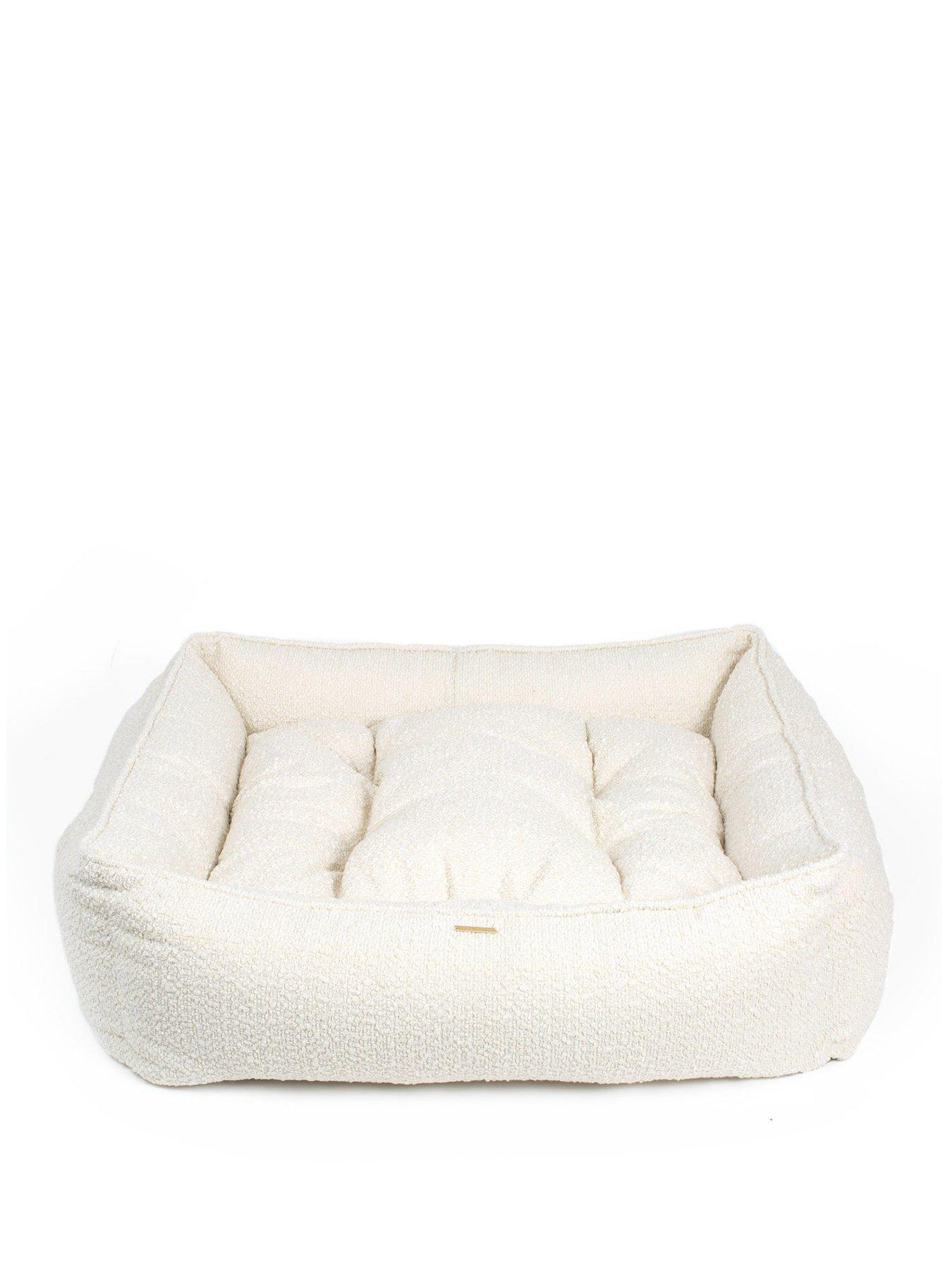 Image 2 of 5 of Lords and Labradors L&L Box Bed w/inner Ivory Boucle L
