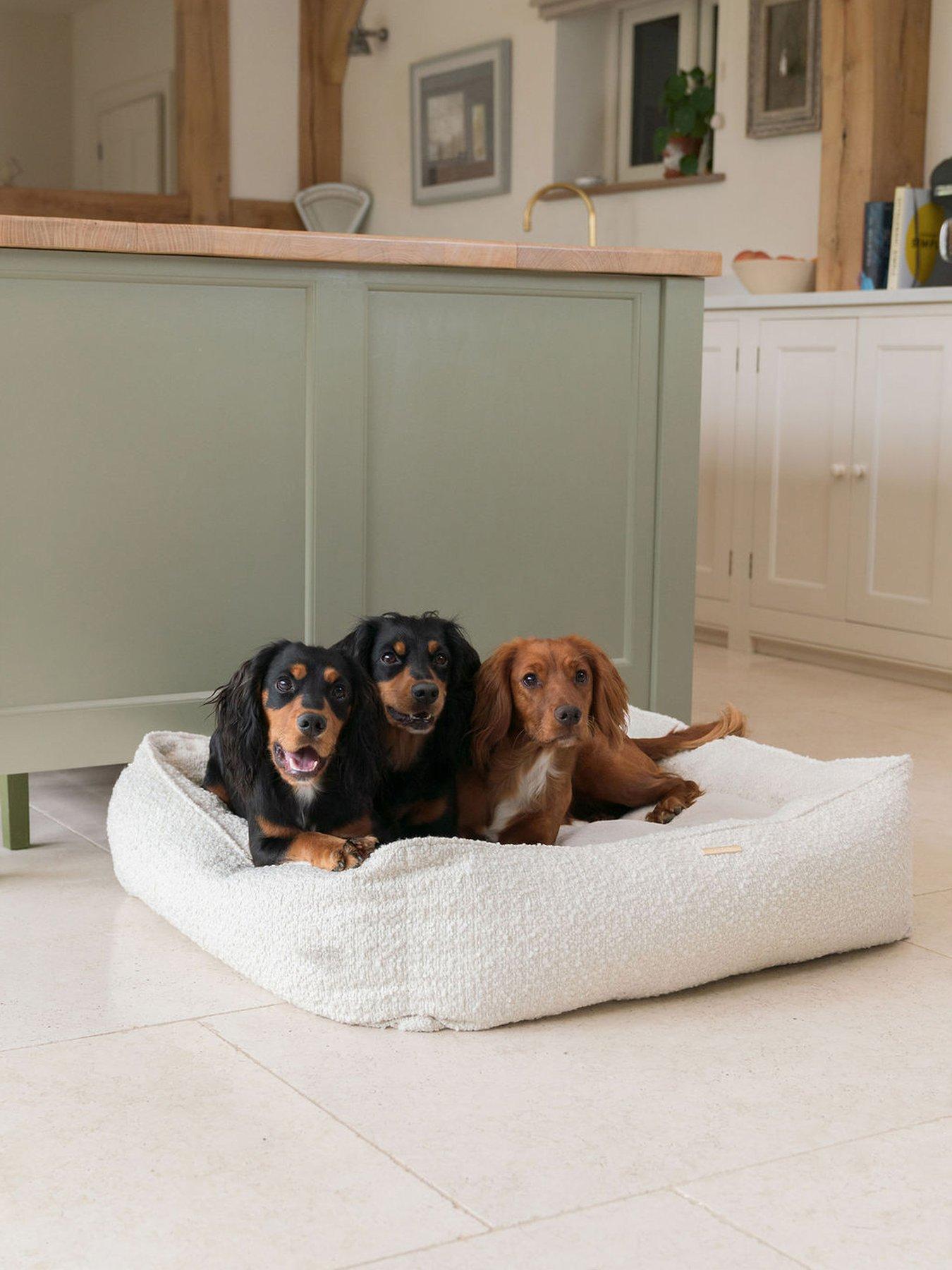 Image 4 of 5 of Lords and Labradors L&L Box Bed w/inner Ivory Boucle L