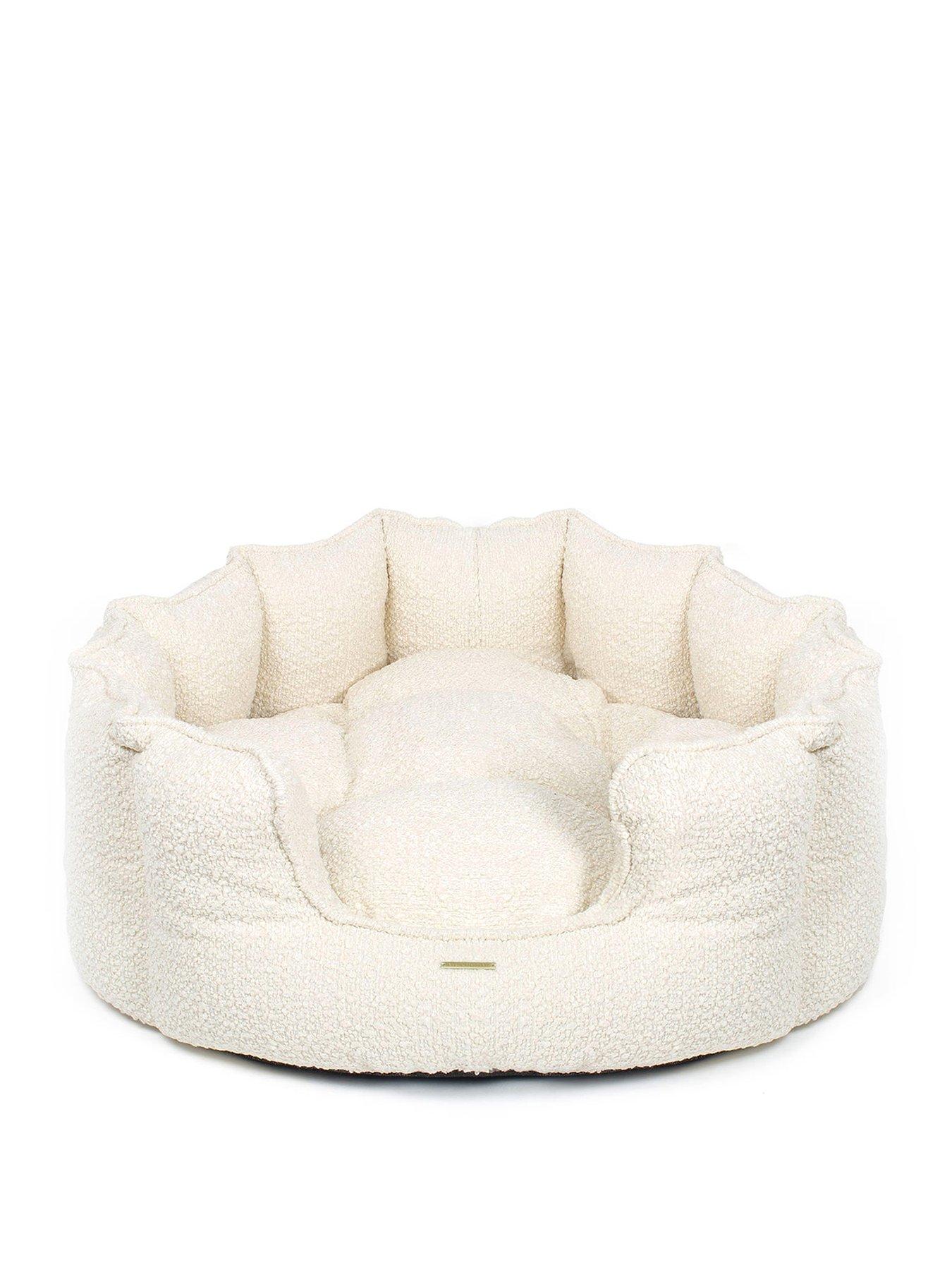 Image 2 of 5 of Lords and Labradors L&L High Walled Bed w/inner Ivory Boucle M