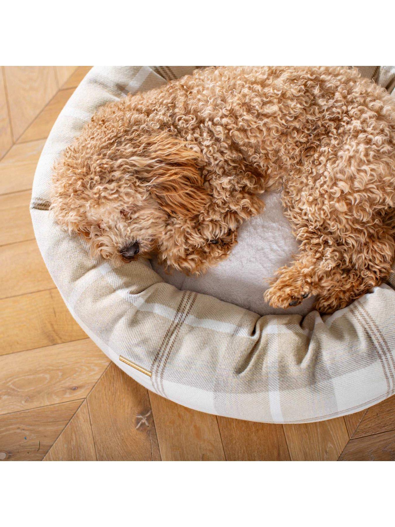 Image 2 of 4 of Lords and Labradors L&L Donut Bed w/inner Balmoral Natural L