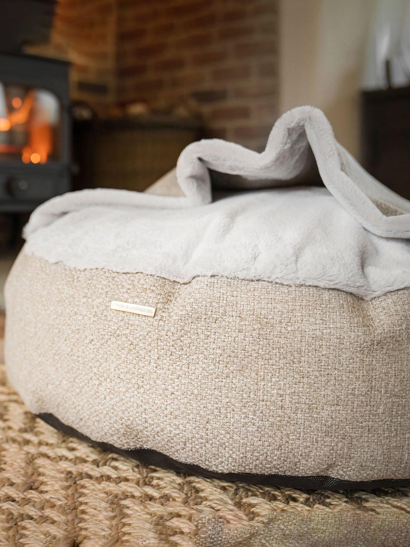 Lords And Labradors Lords & Labradors Essentials Herdwick Den Sandstone M - Medium in One Colour