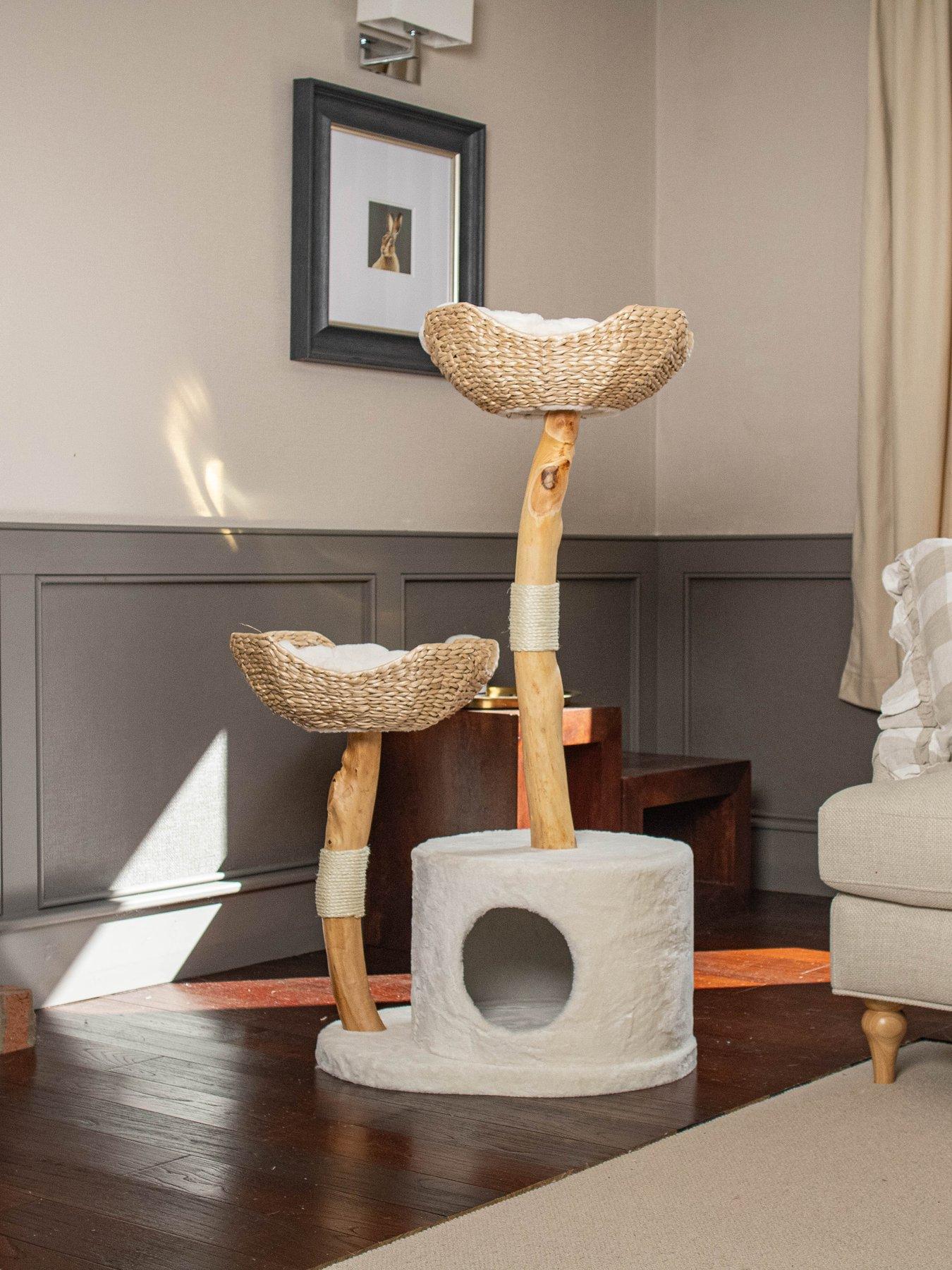 Lords And Labradors Lords Back To Nature The Basket Cat Scratch Post in One Colour