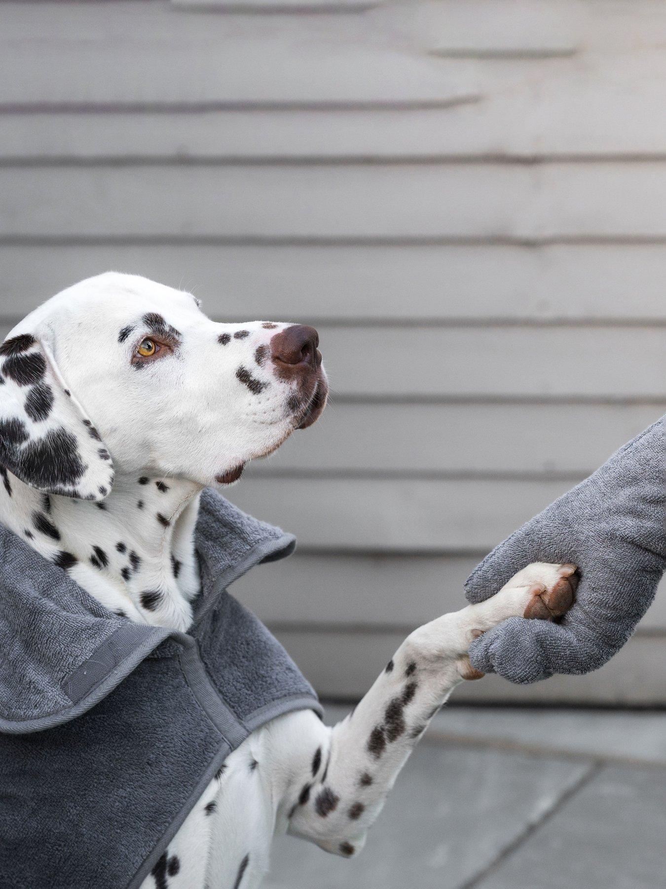 Lords and Labradors Bamboo Drying Mitts in Gun Metal by Lords & Labradors