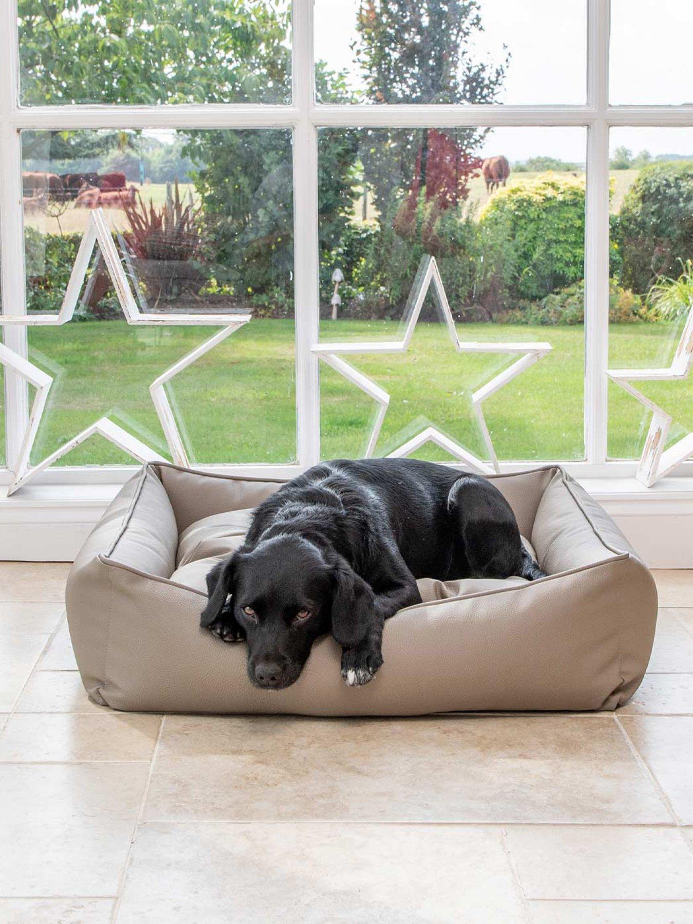 Lords and Labradors L&L Box Bed w/inner Rhino Sand L