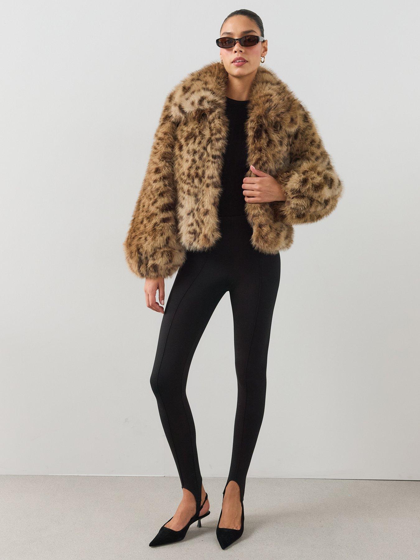 Image 3 of 7 of The Very Collection Womens Volume Sleeve Faux Fur Leopard Jacket - Print