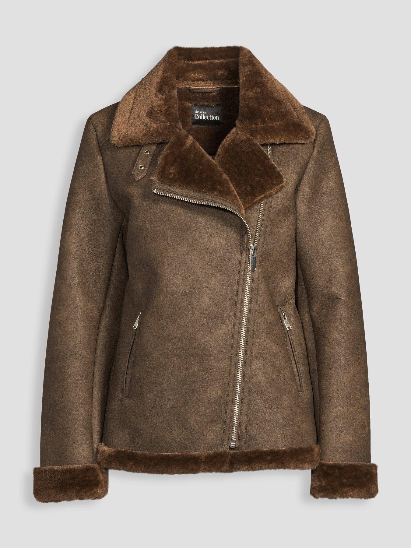 Image 7 of 7 of The Very Collection Classic Avaitor