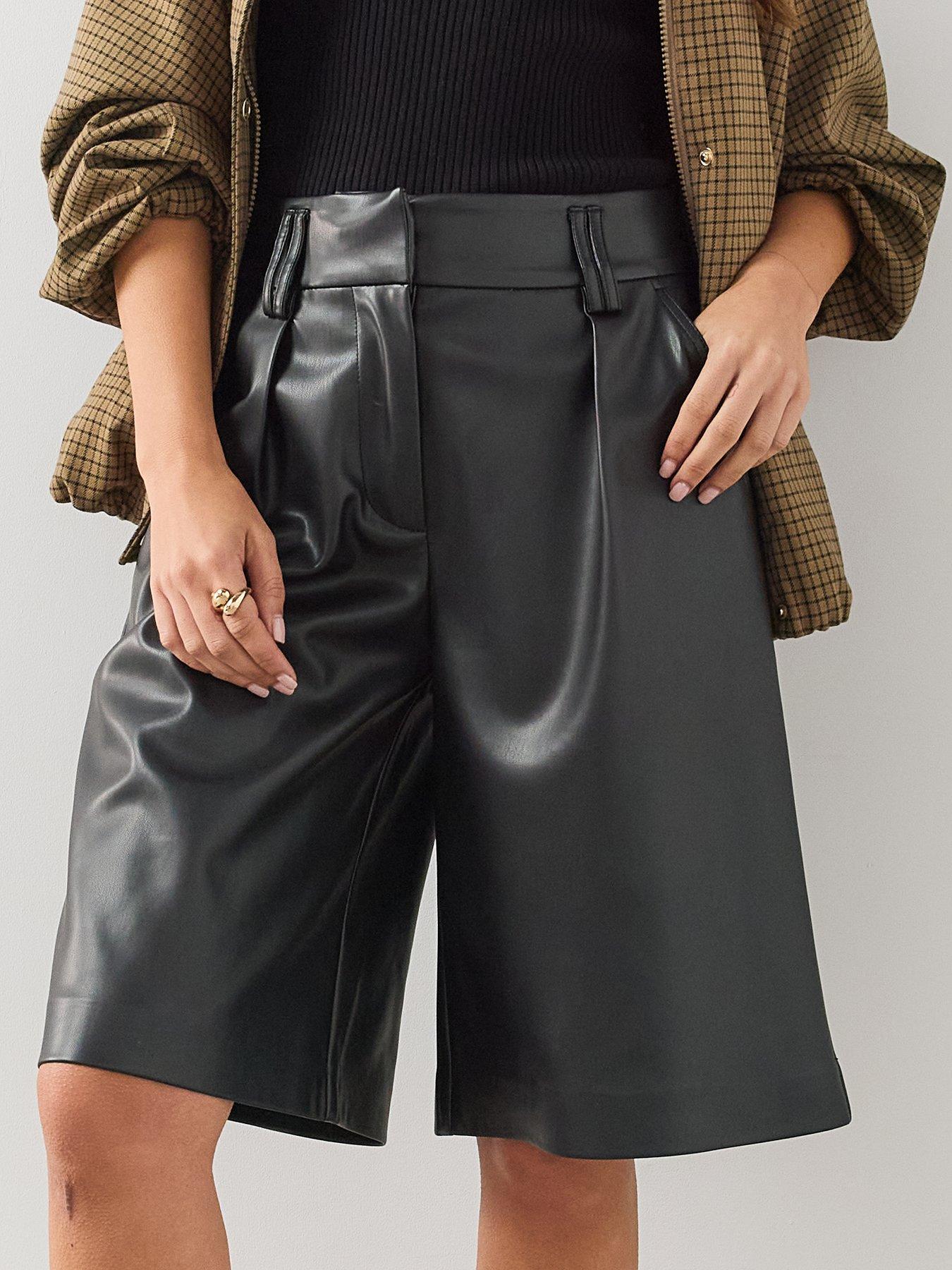 Image 4 of 7 of The Very Collection Pu Tailored Jorts
