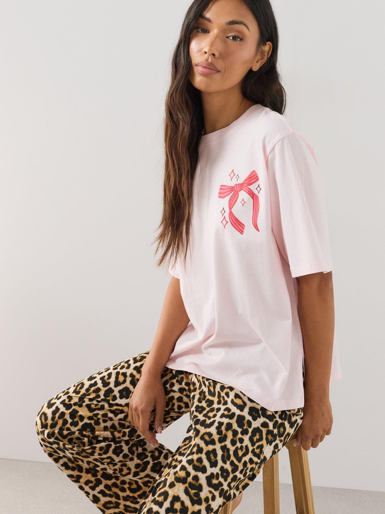 Image 4 of 7 of The Very Collection Oversized Bow Print T-shirt And Leopard Wide Leg Pyjama Set - Pink