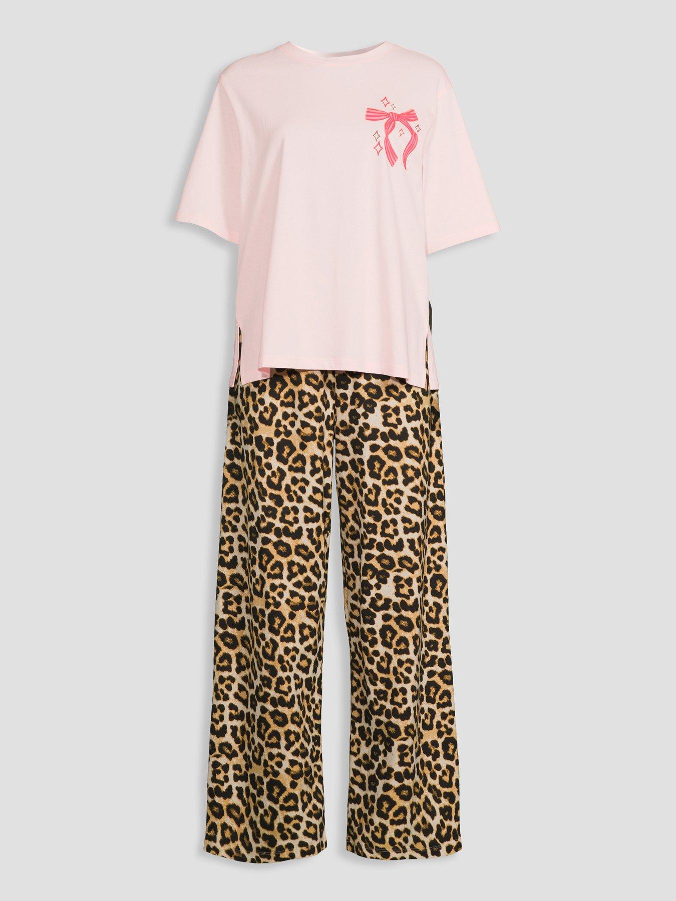 Image 7 of 7 of The Very Collection Oversized Bow Print T-shirt And Leopard Wide Leg Pyjama Set - Pink