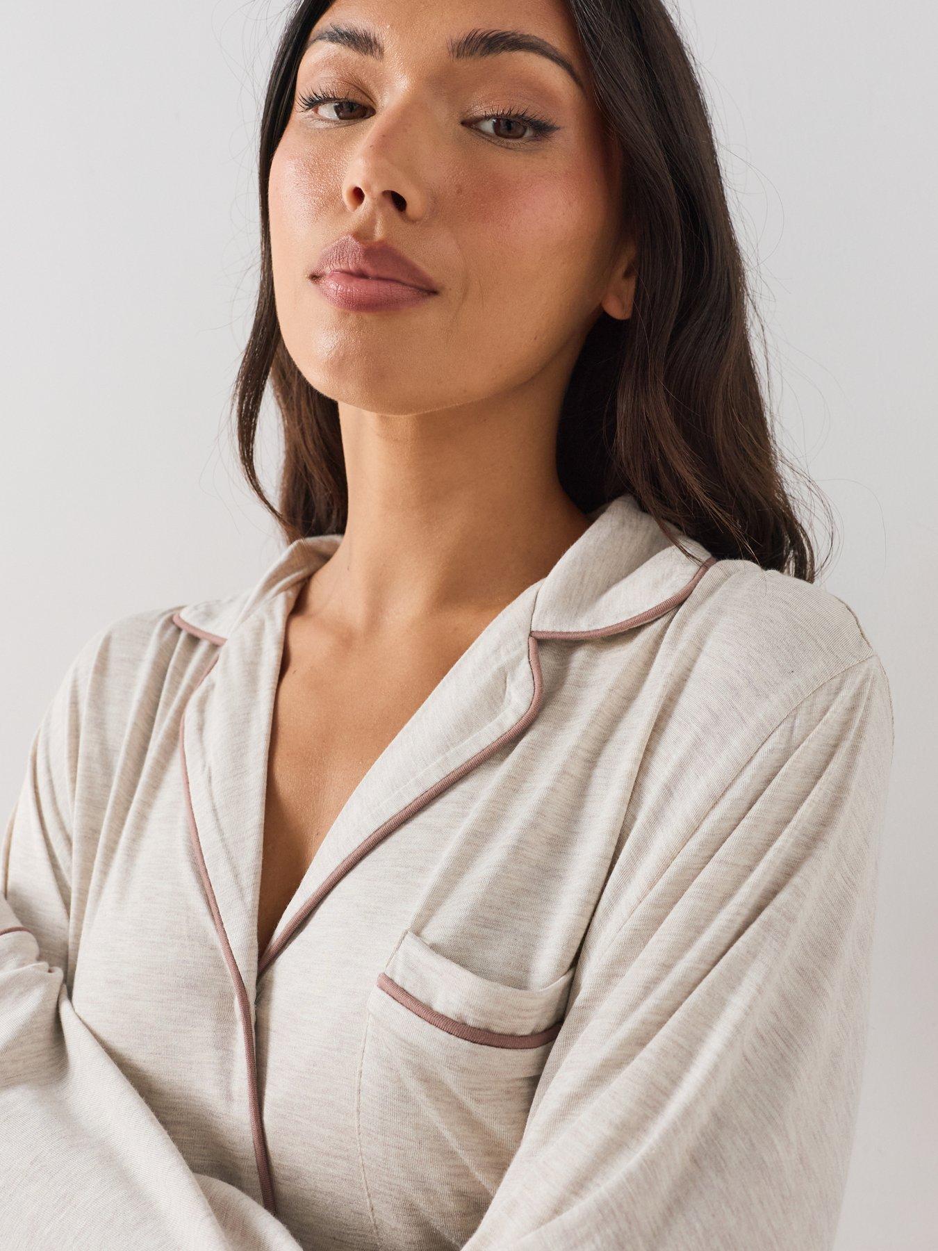 Image 4 of 7 of The Very Collection Jersey Revere Pyjama Set - Beige