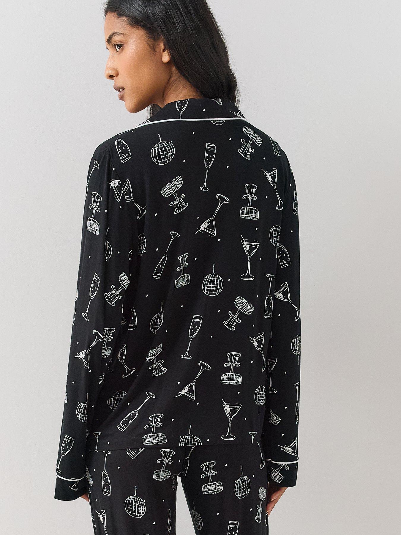 Image 2 of 6 of The Very Collection Revere Printed Pyjama Set - Black/white