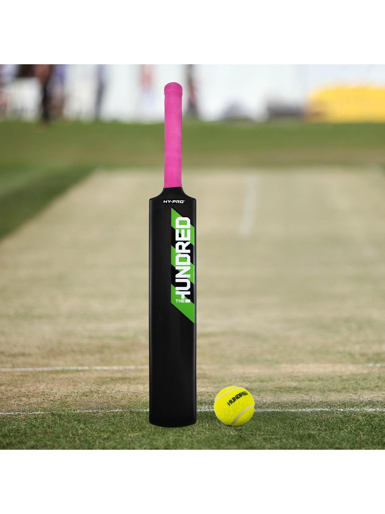 Image 6 of 7 of The Hundred Size 4 Jumbo Bat & Tennis Ball